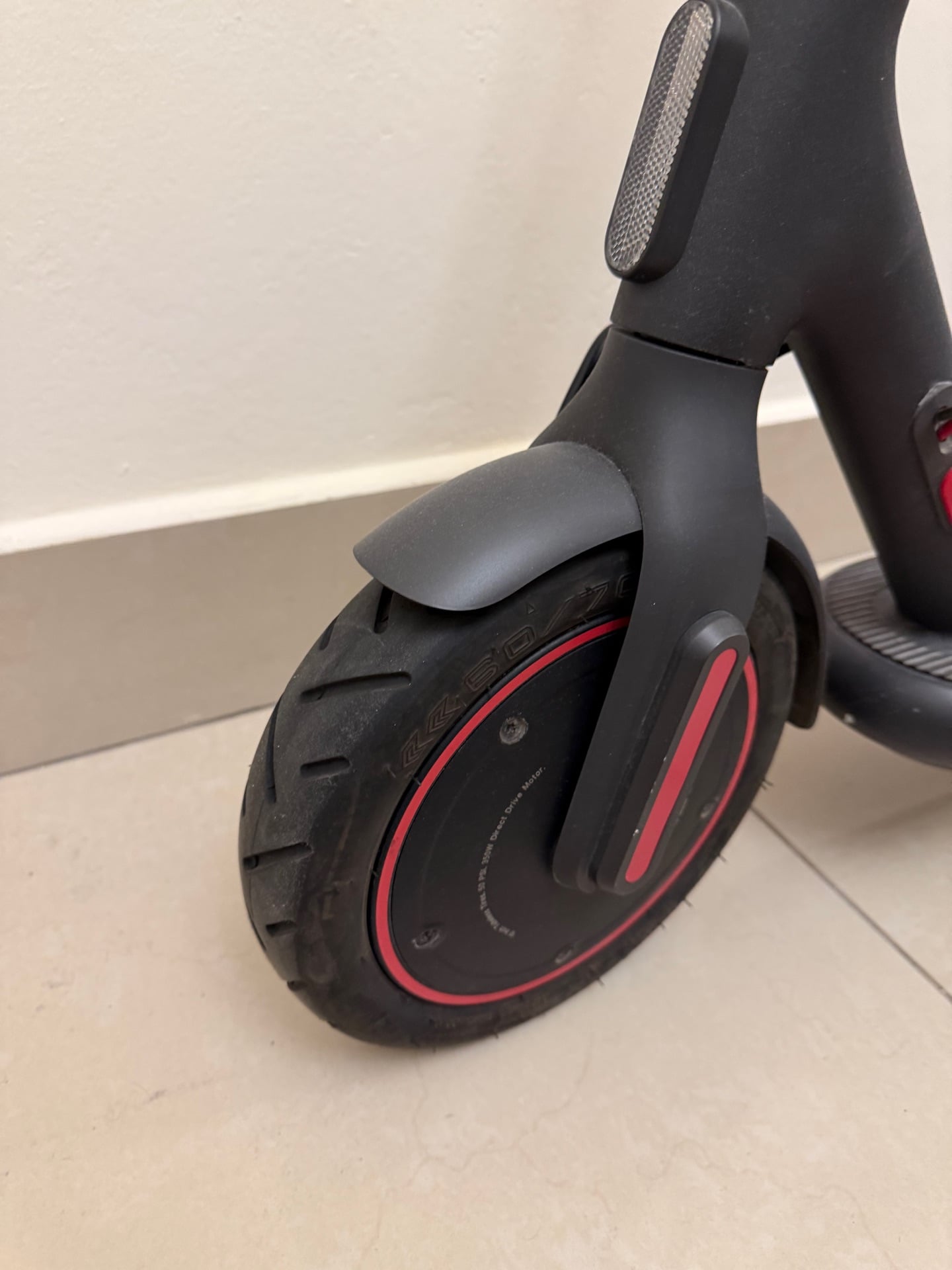 سكوتر كهربائي Xiaomi Electric Scooter 4 Pro - Image 6