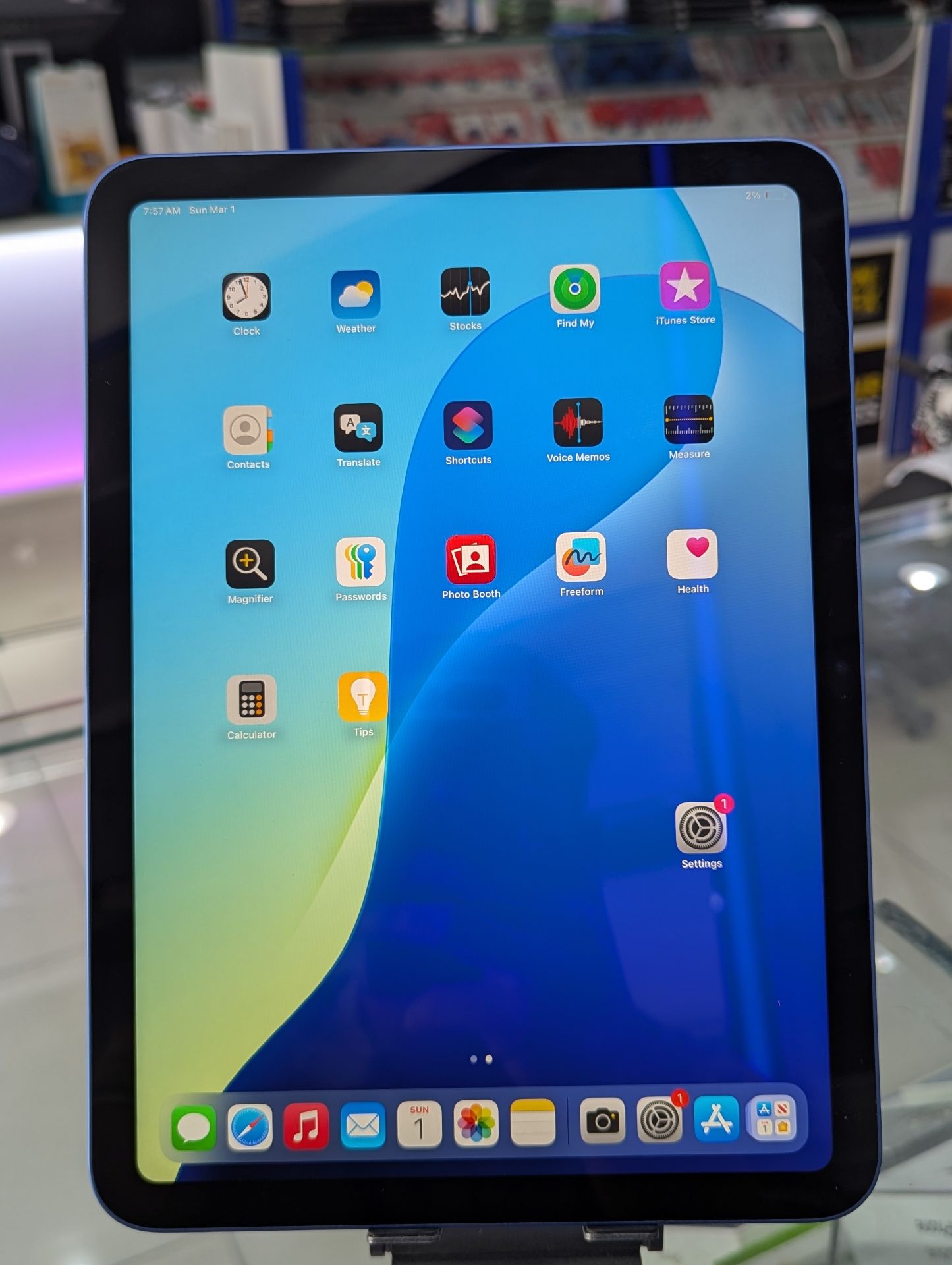 IPad 10th Generation 64GB  - Image 4
