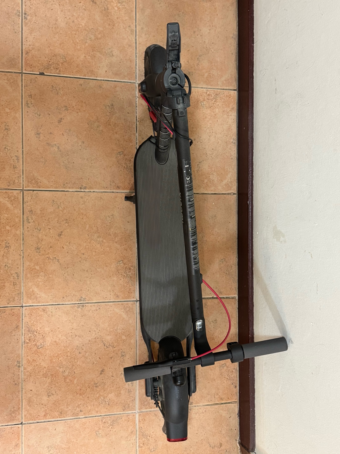 MI Scooter 4 Lite - Image 3