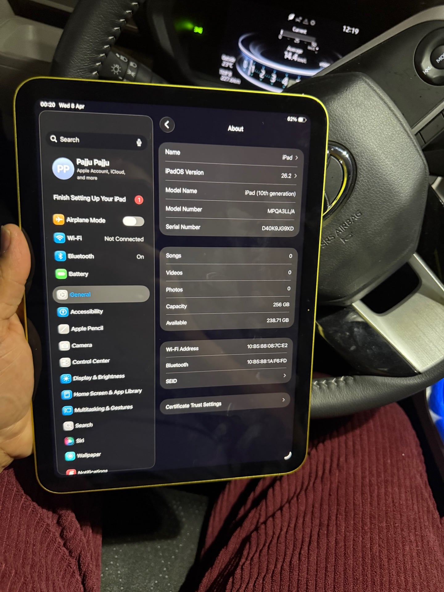 IPad 10genaration 256gb - Image 1