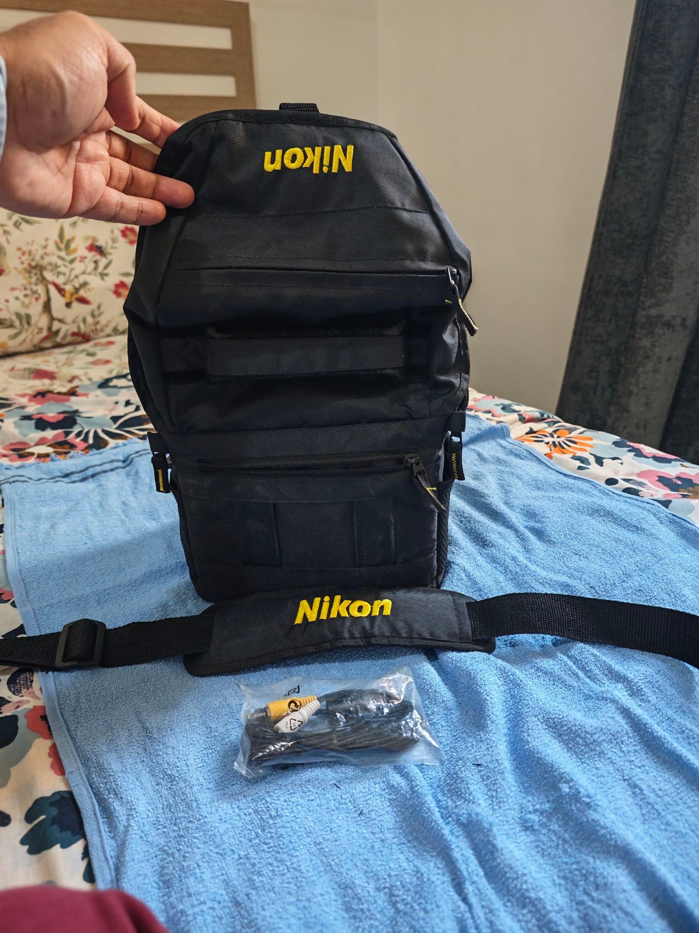 Nikon D3300 digital SLR camera launched in 2014 with Nikon AF-S 18-55 lens - Image 9