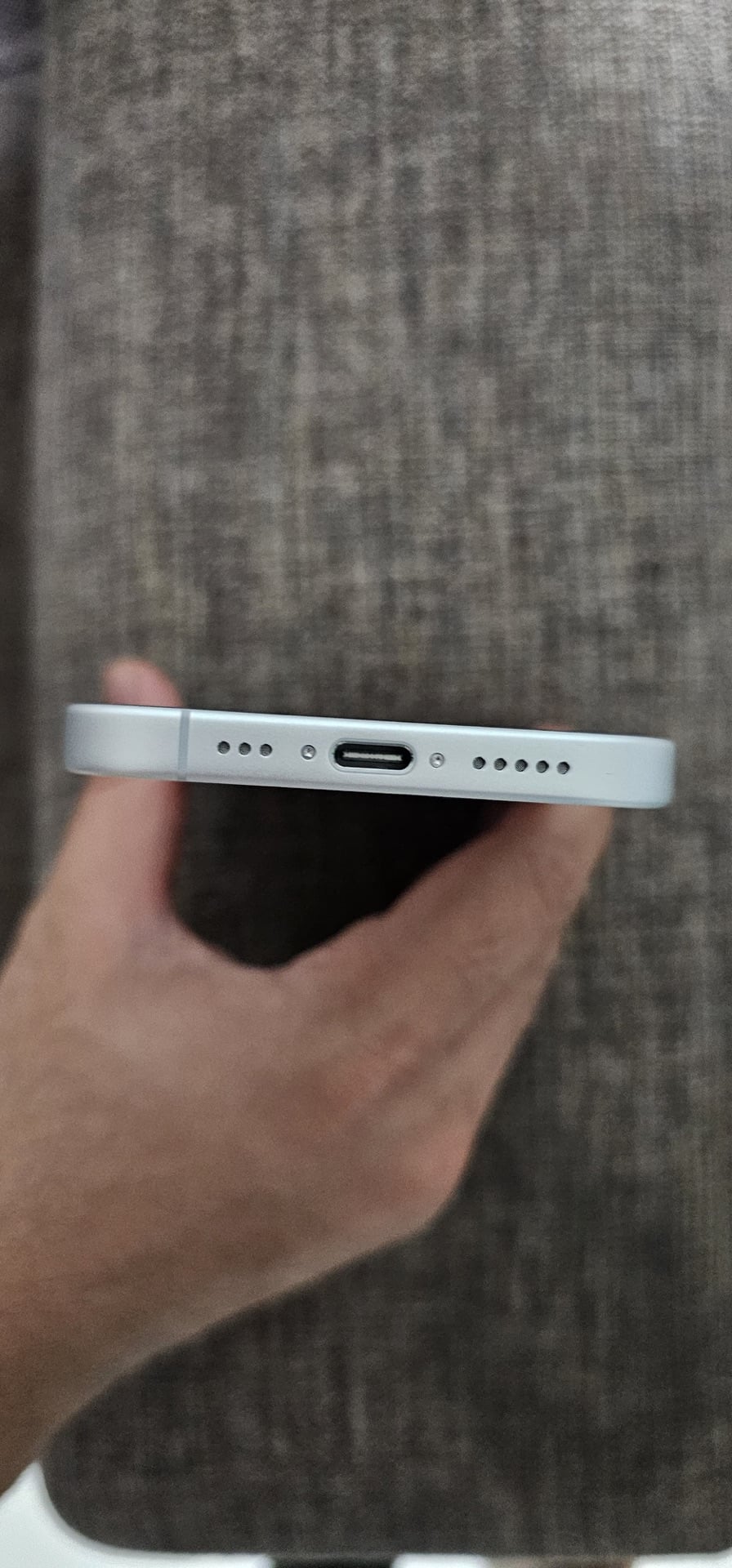 iPhone 17 White Color 256 GB  - Image 6