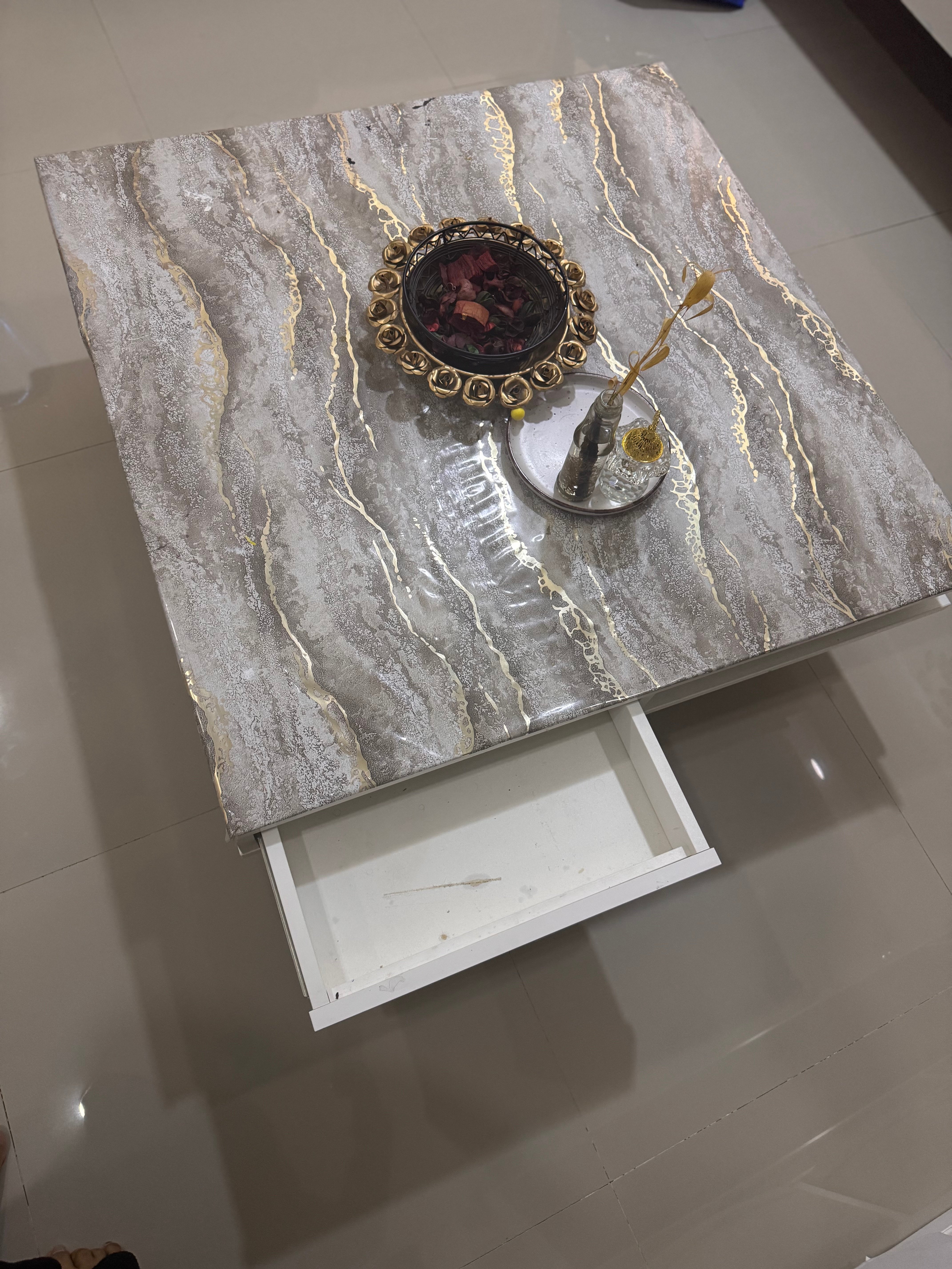 Tea table/ center table - Image 3