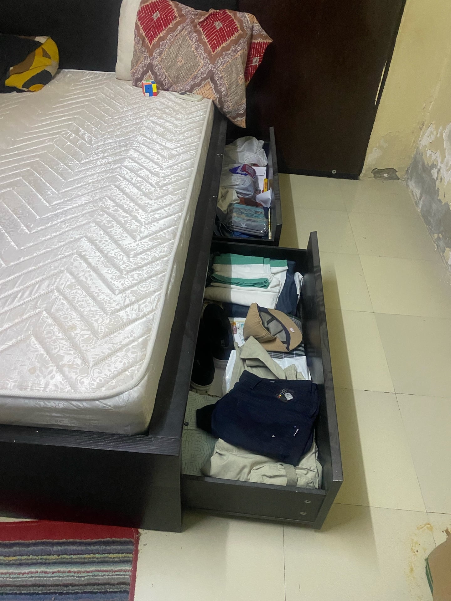 Bed and mattress with good condition  - Image 4