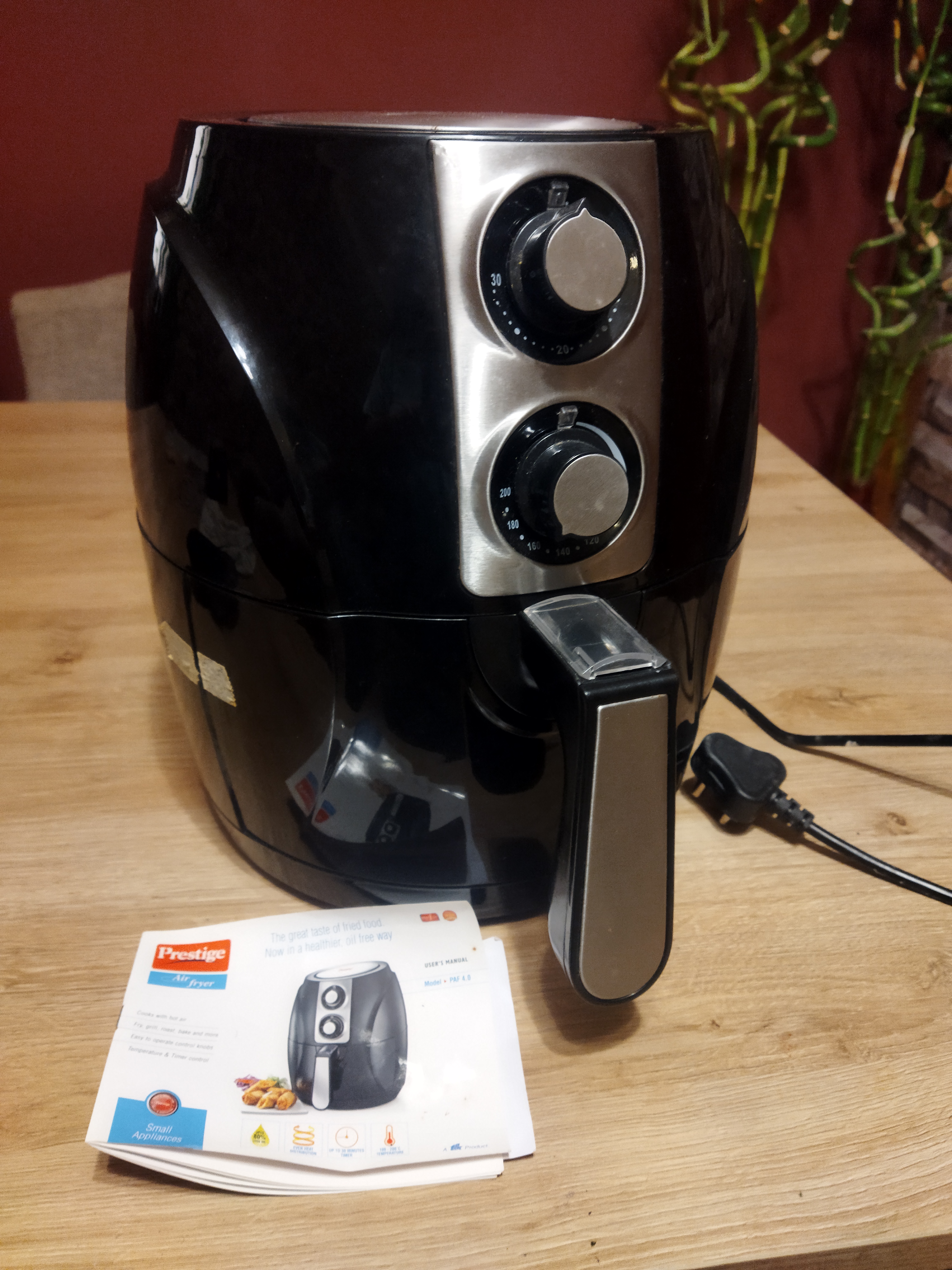 Prestige Air fryer in good condition  - Image 4