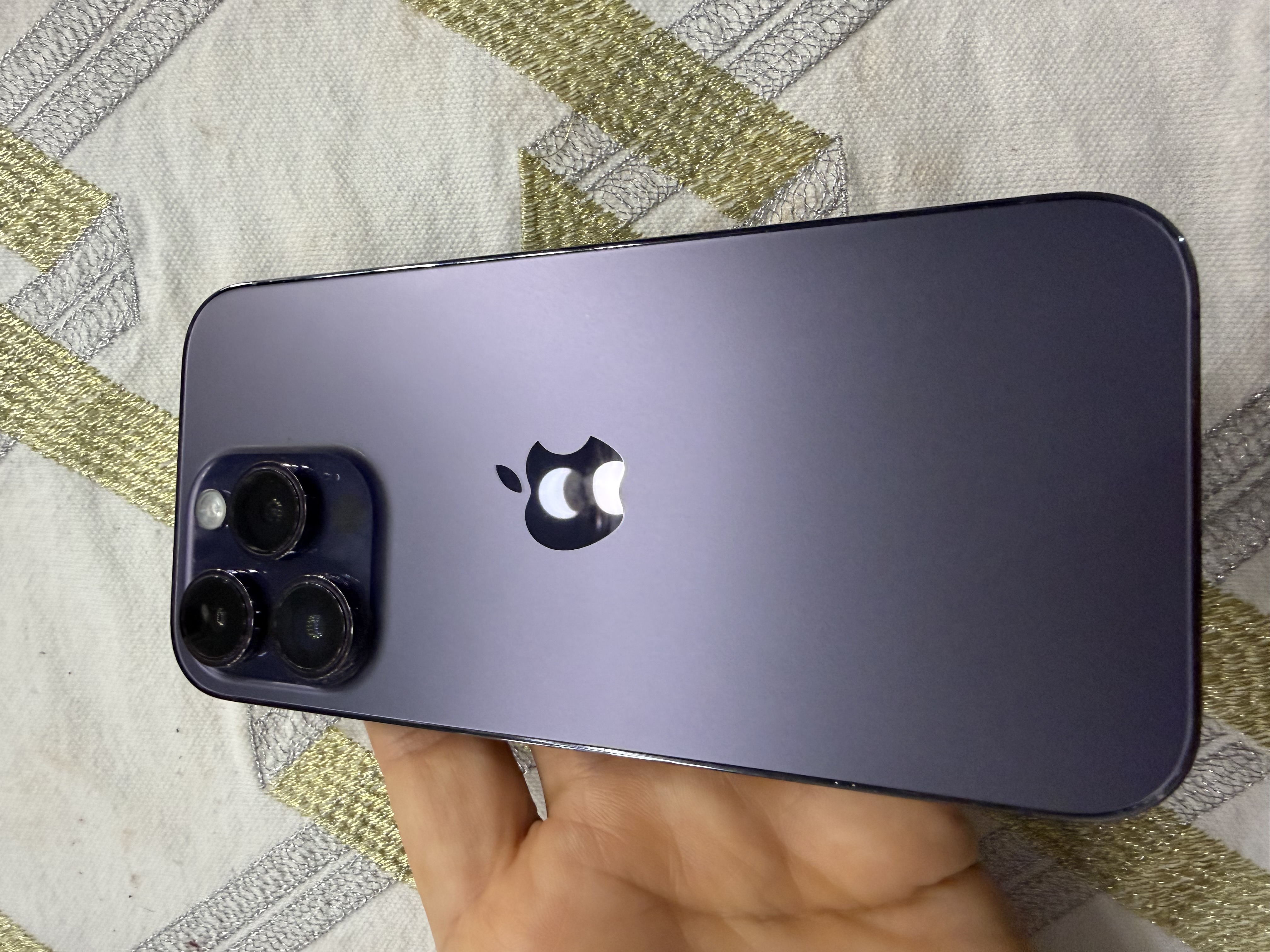 iPhone 14 Pro purple - Image 4