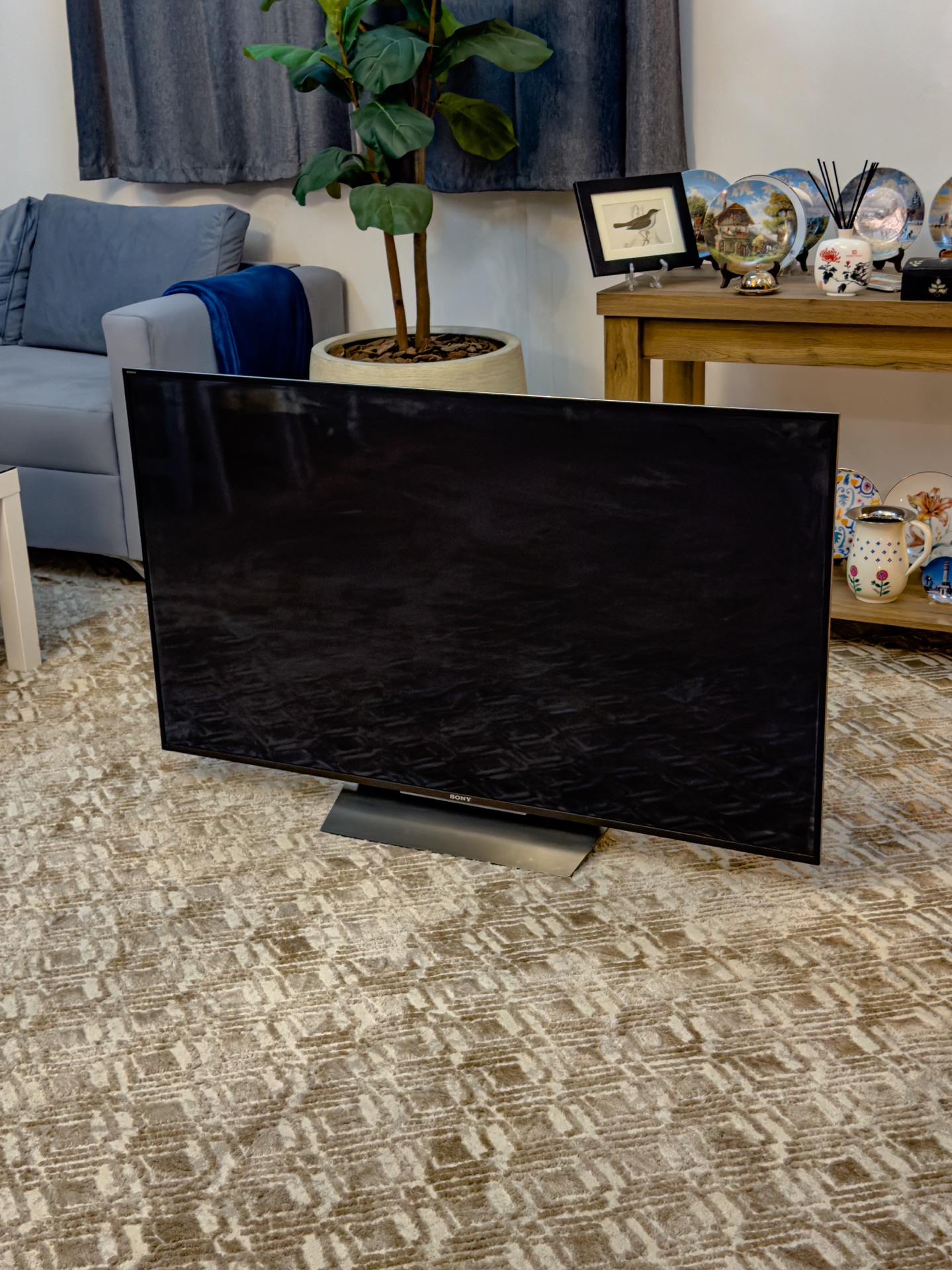Sony TV - Image 6