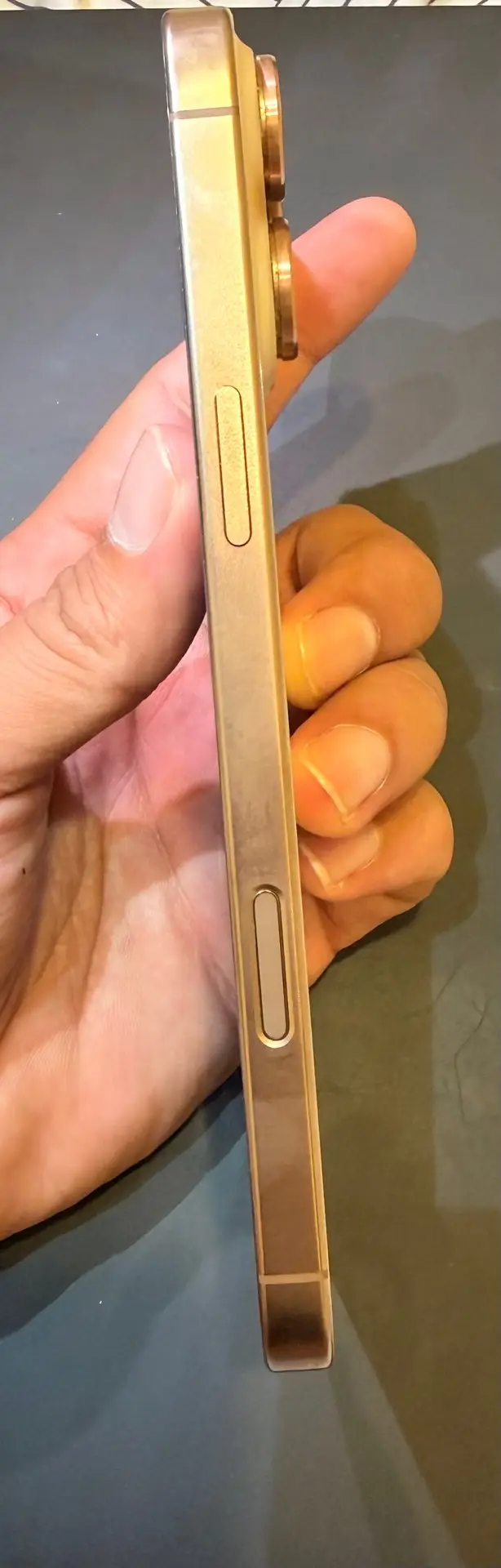 iPhone 16 Pro Max 256GB - Image 4