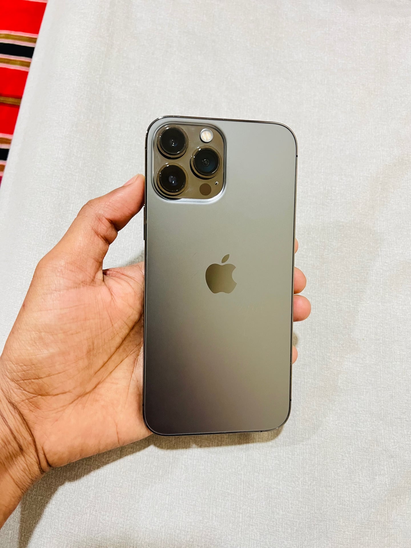 iphone 13 pro max on Sale - Image 1
