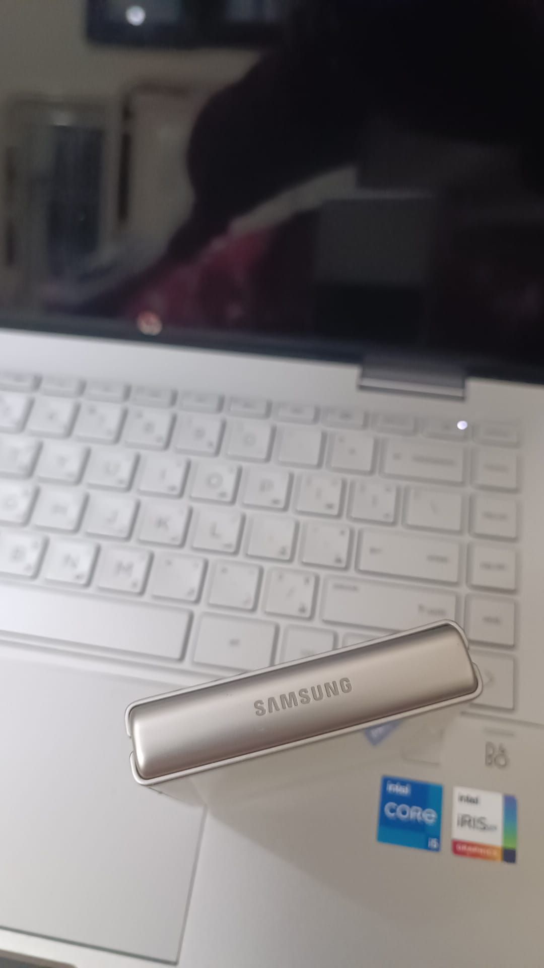 Samsung galaxy z flip3 128GB  - Image 3