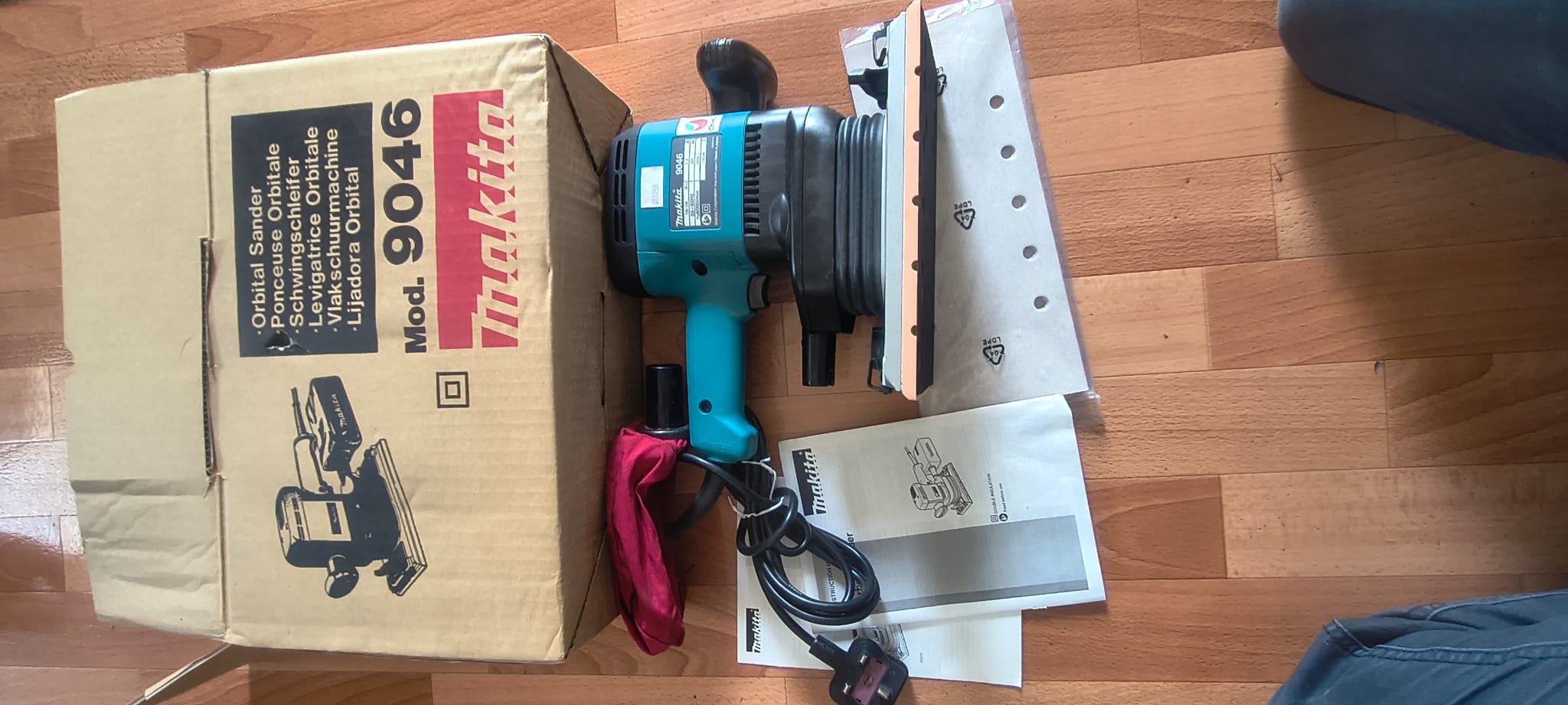 Makita Orbital Sander - JAPAN - Image 4