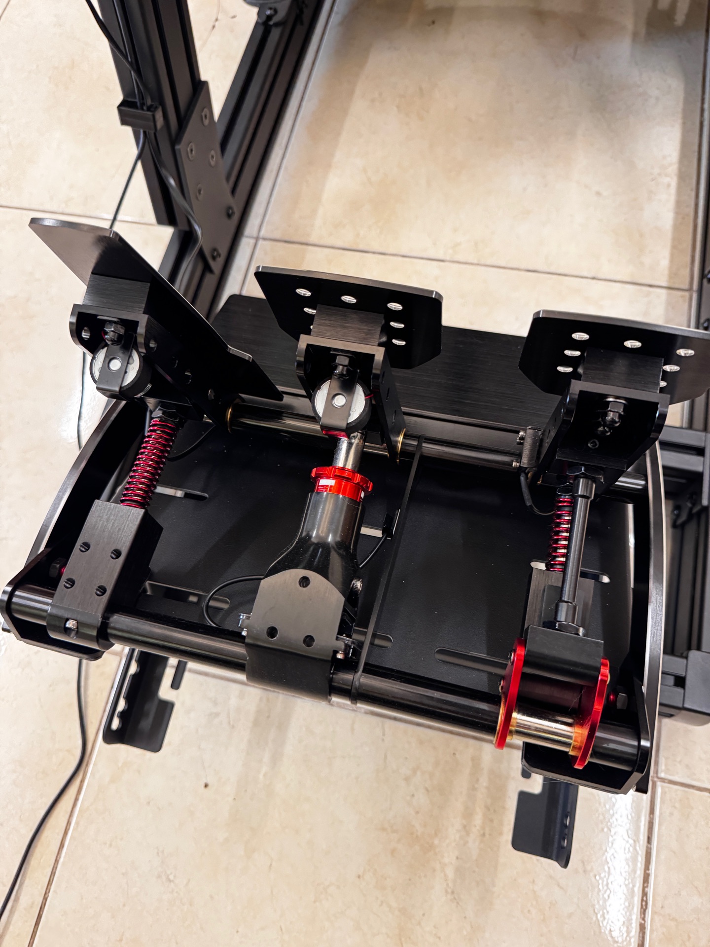 Fanatec￼ semi Racing - Image 7
