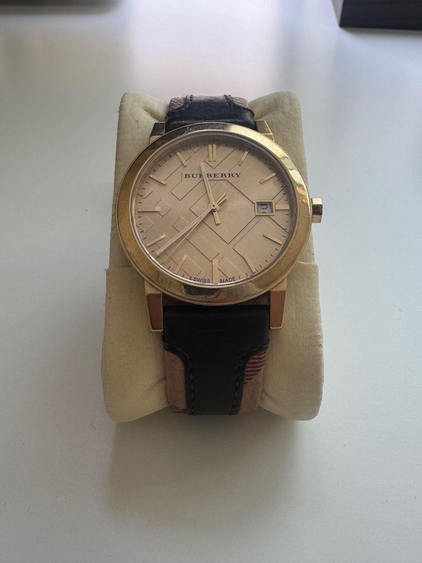 Authentic Burberry ‘the city’  - Image 4