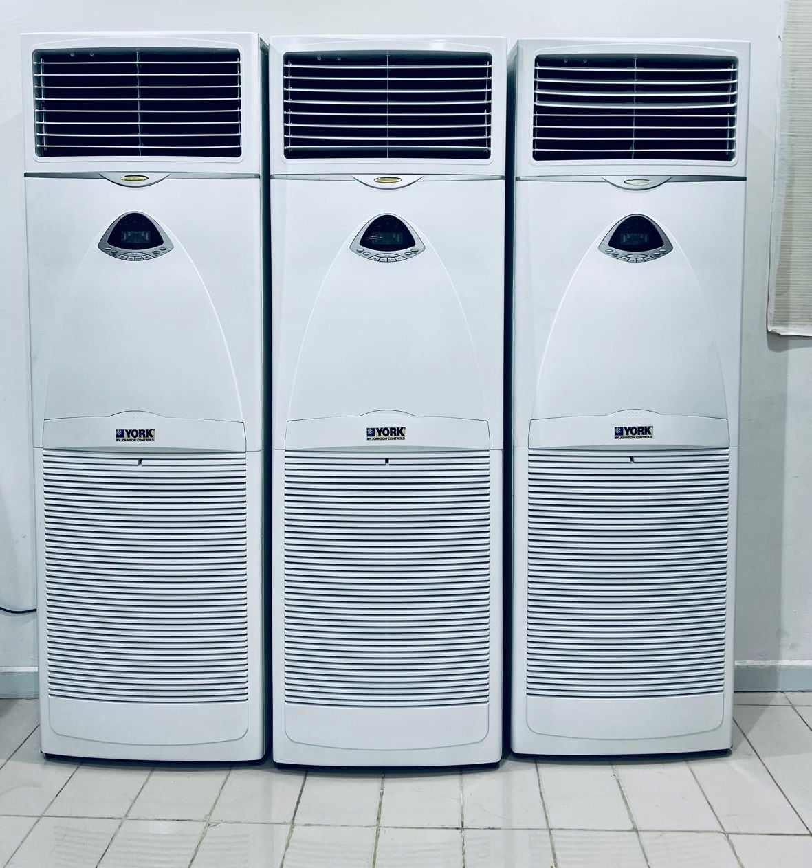 York Floor Stand AC 4.0 Ton - Single Phase  - Image 6