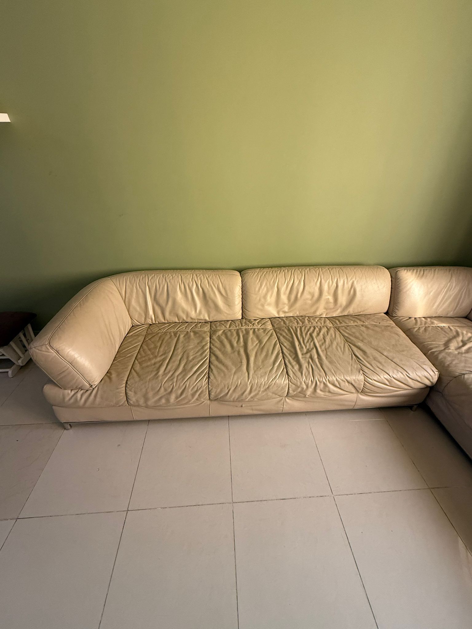 Stylish Cream L-Shaped Leather-Type Sofa - Image 6