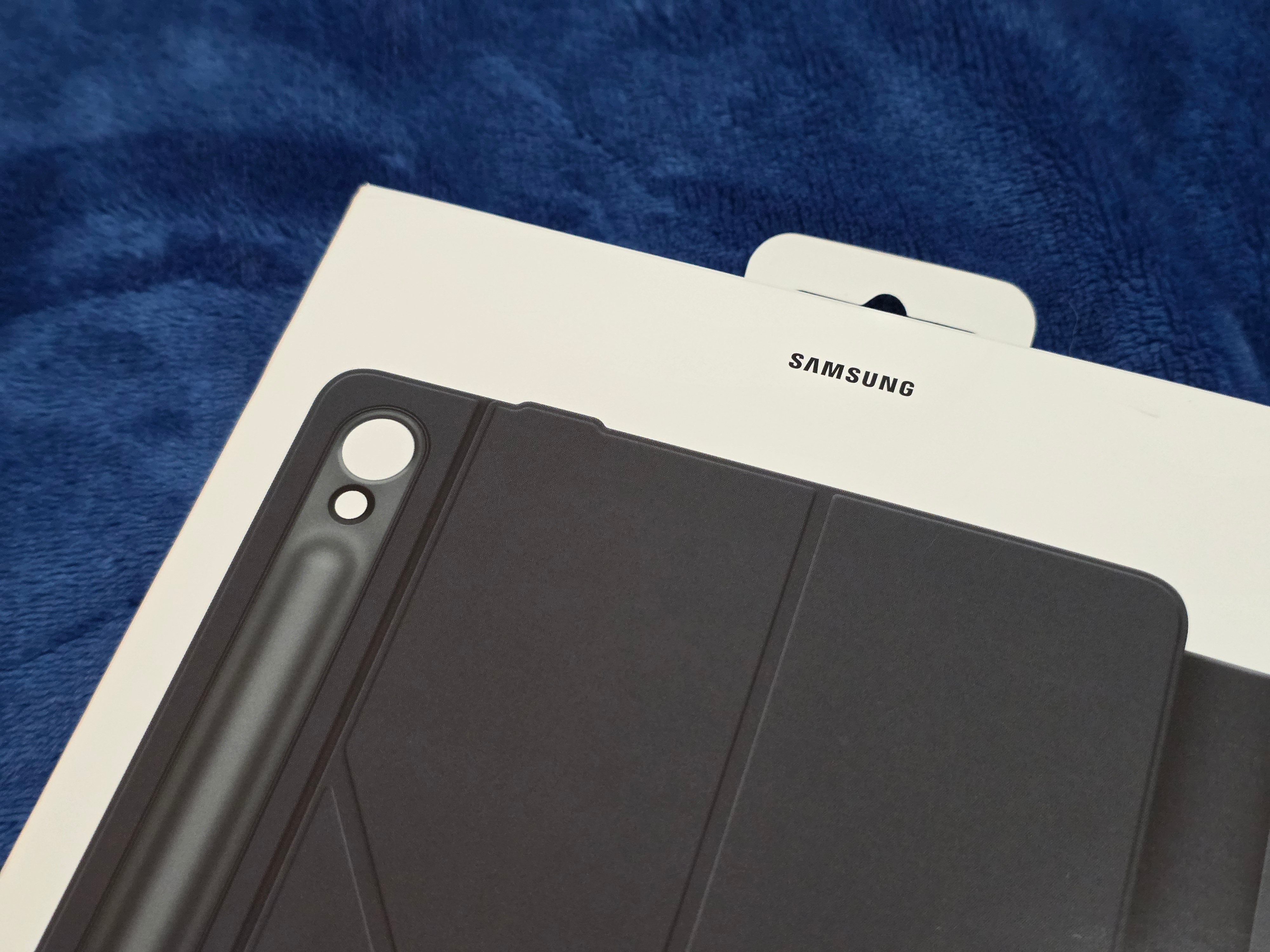 Samsung Galaxy Smart Book Cover for Tab S9, S9 Fe, S10Fe - Image 7