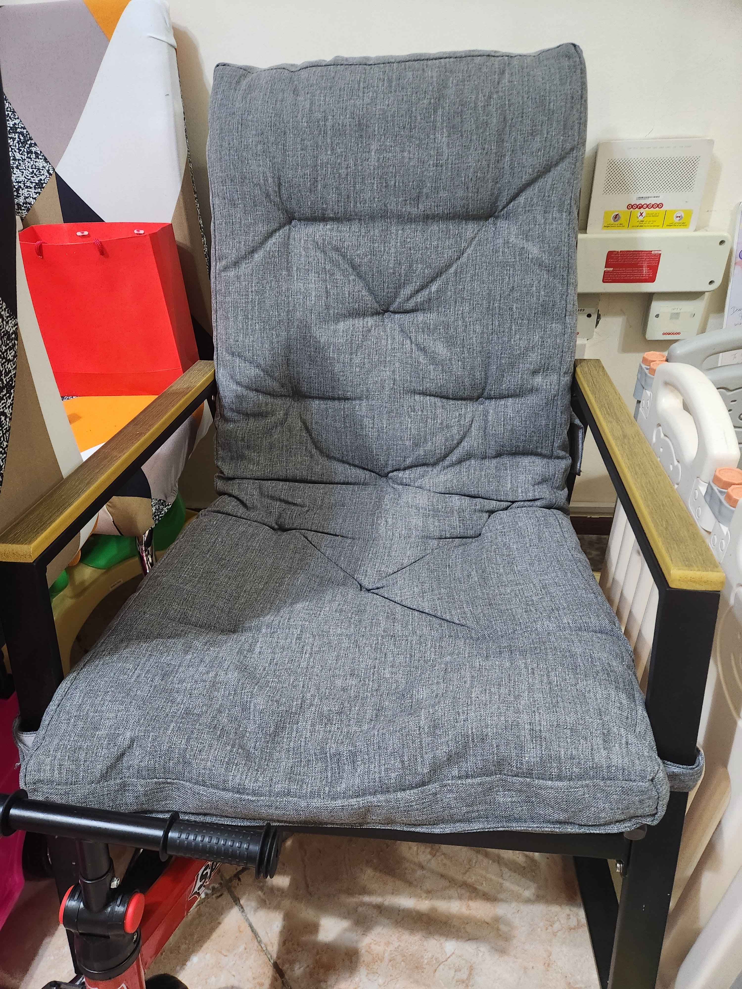 rocking chair - Image 1