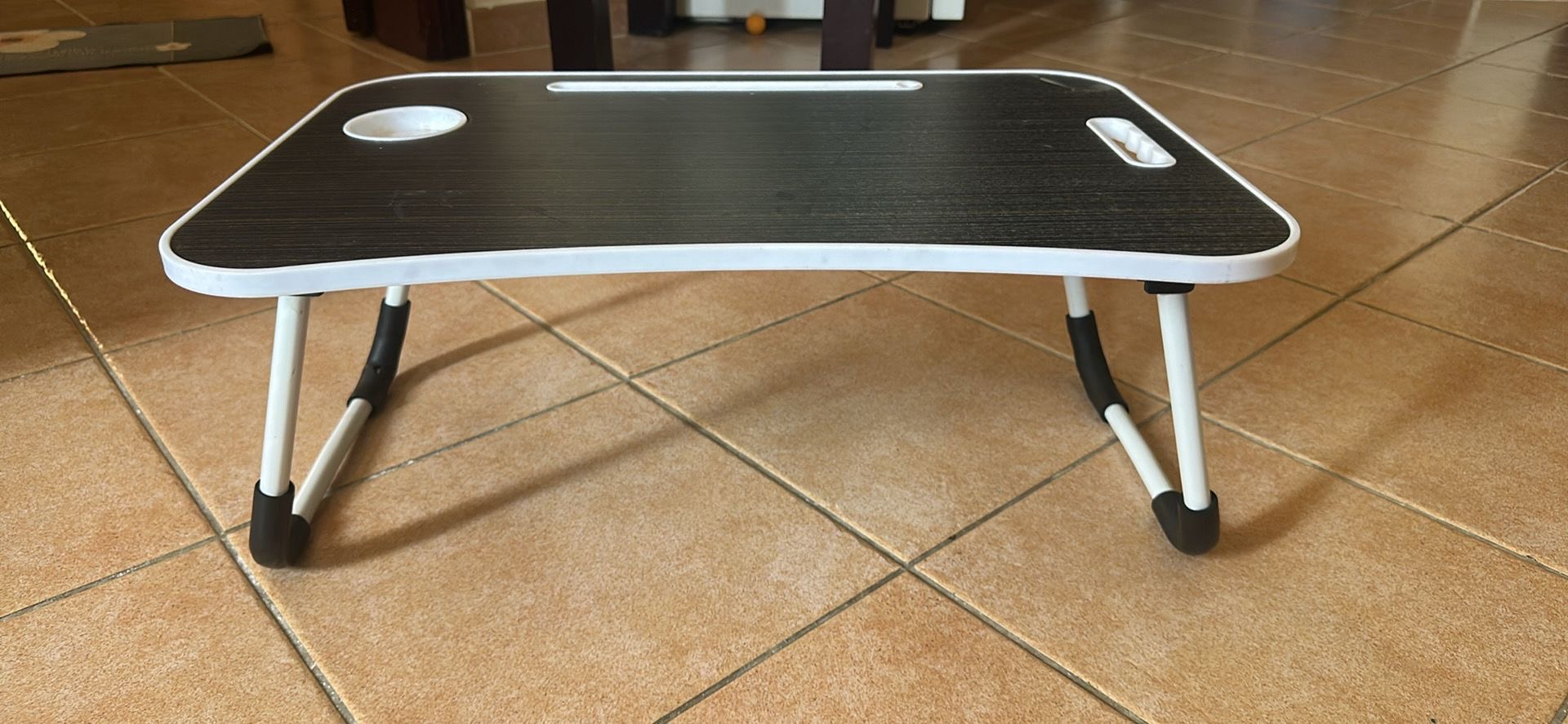 3 foldable study table - Image 1