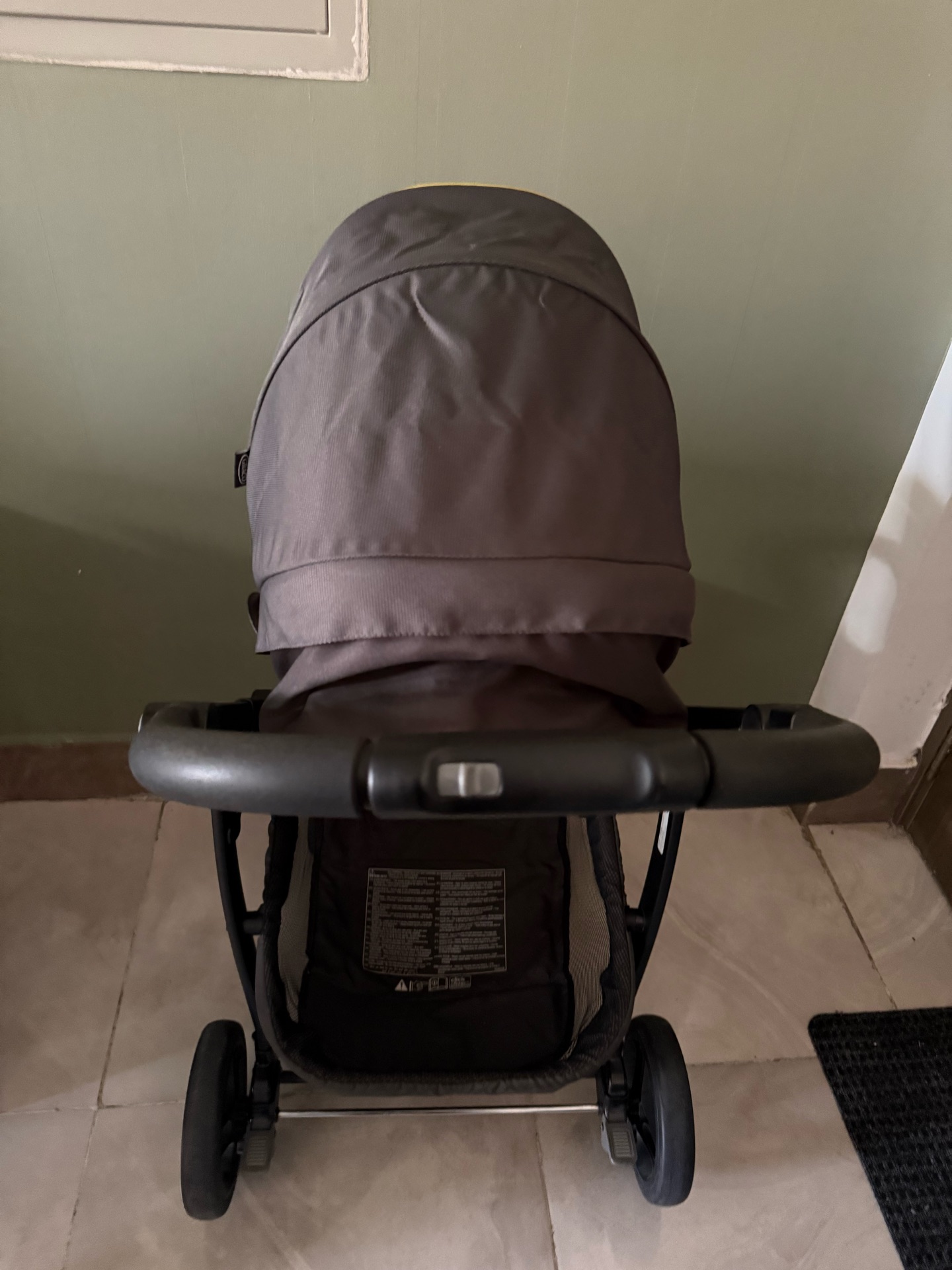 Graco baby stroller - Image 1