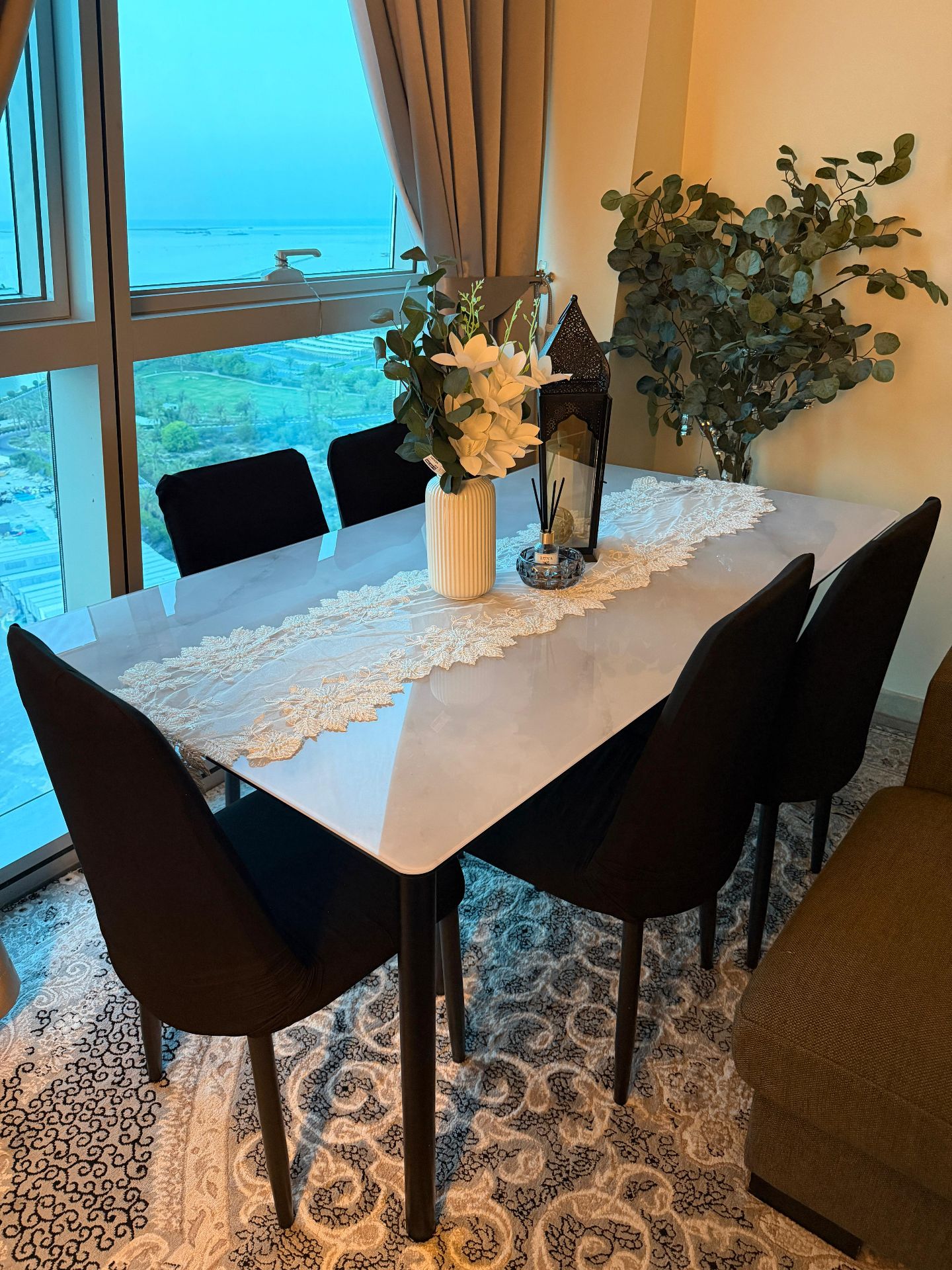 GREAT PRICES USED DINING TABLE  - Image 2