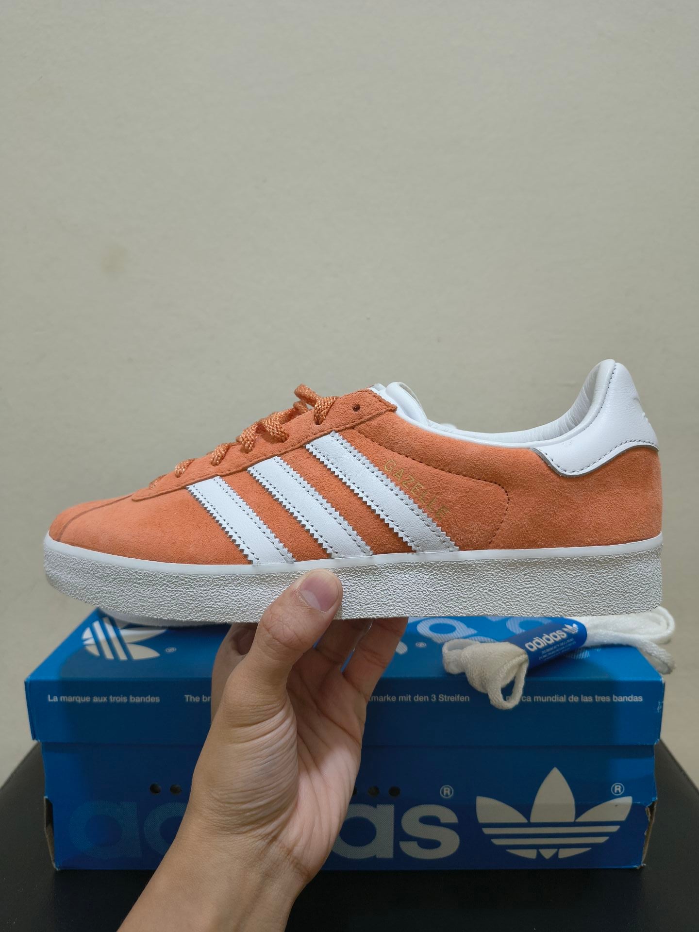 Adidas Gazelle 85 (Brand New, Original & Size 8 US) - Image 3