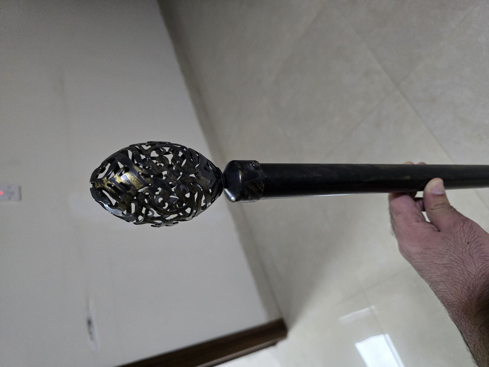 Various Decorative Items - Image 8