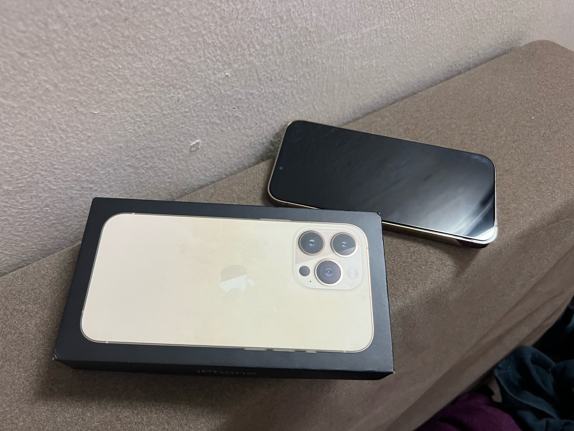 I phone 13 pro 256 - Image 2
