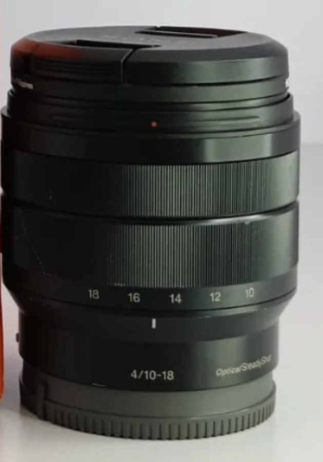 SONY  E 10-18mm F4 OSS  - Image 2