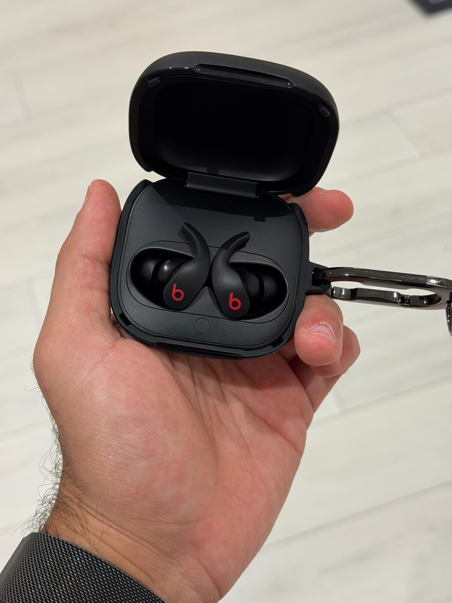 Black Beats fit pro, noise cancellation, cover included  - Image 4