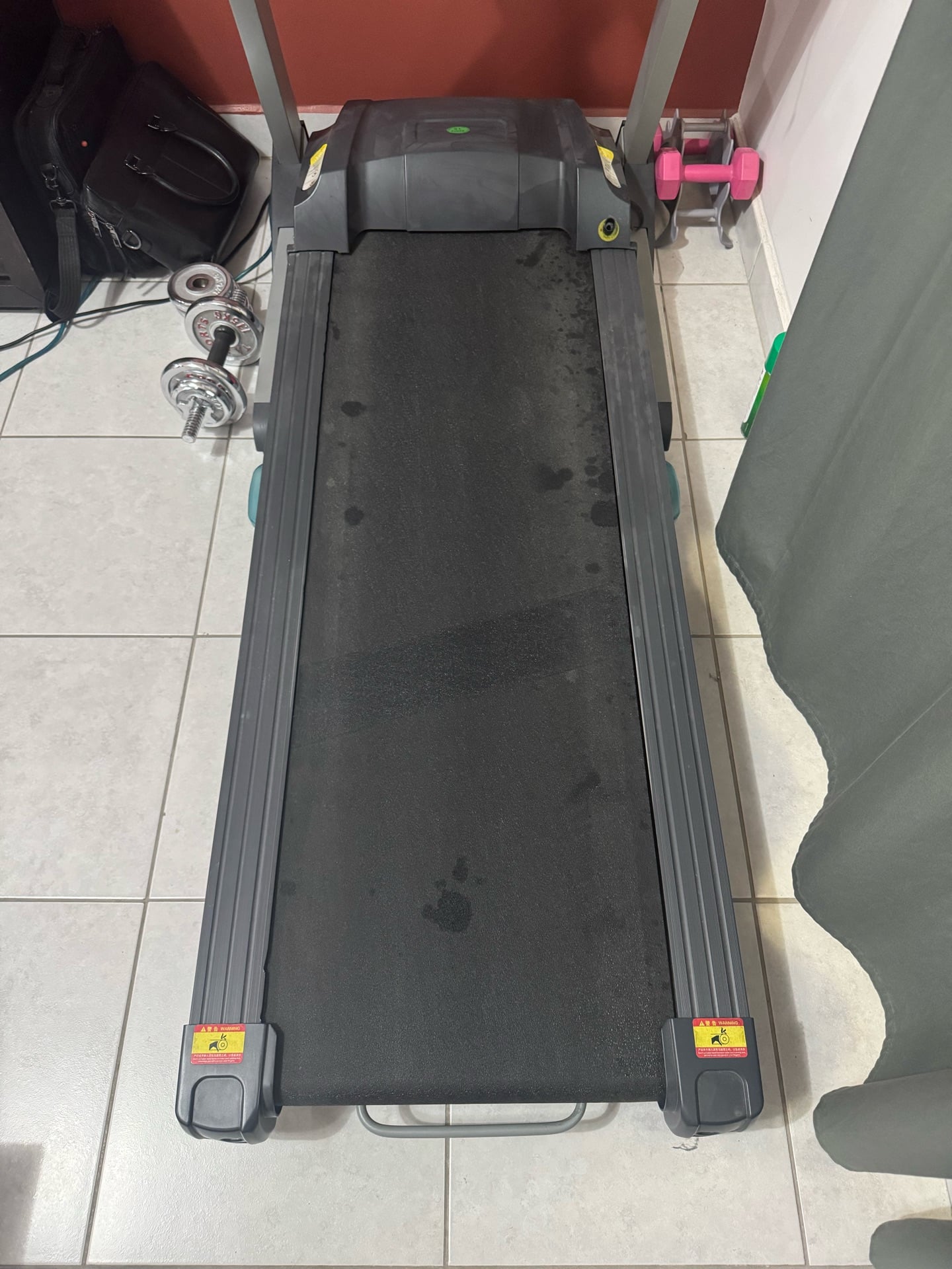 جهاز المشي الكهربائي القابل للطي Euro Fitness F35A بحالة ممتازة - Image 6