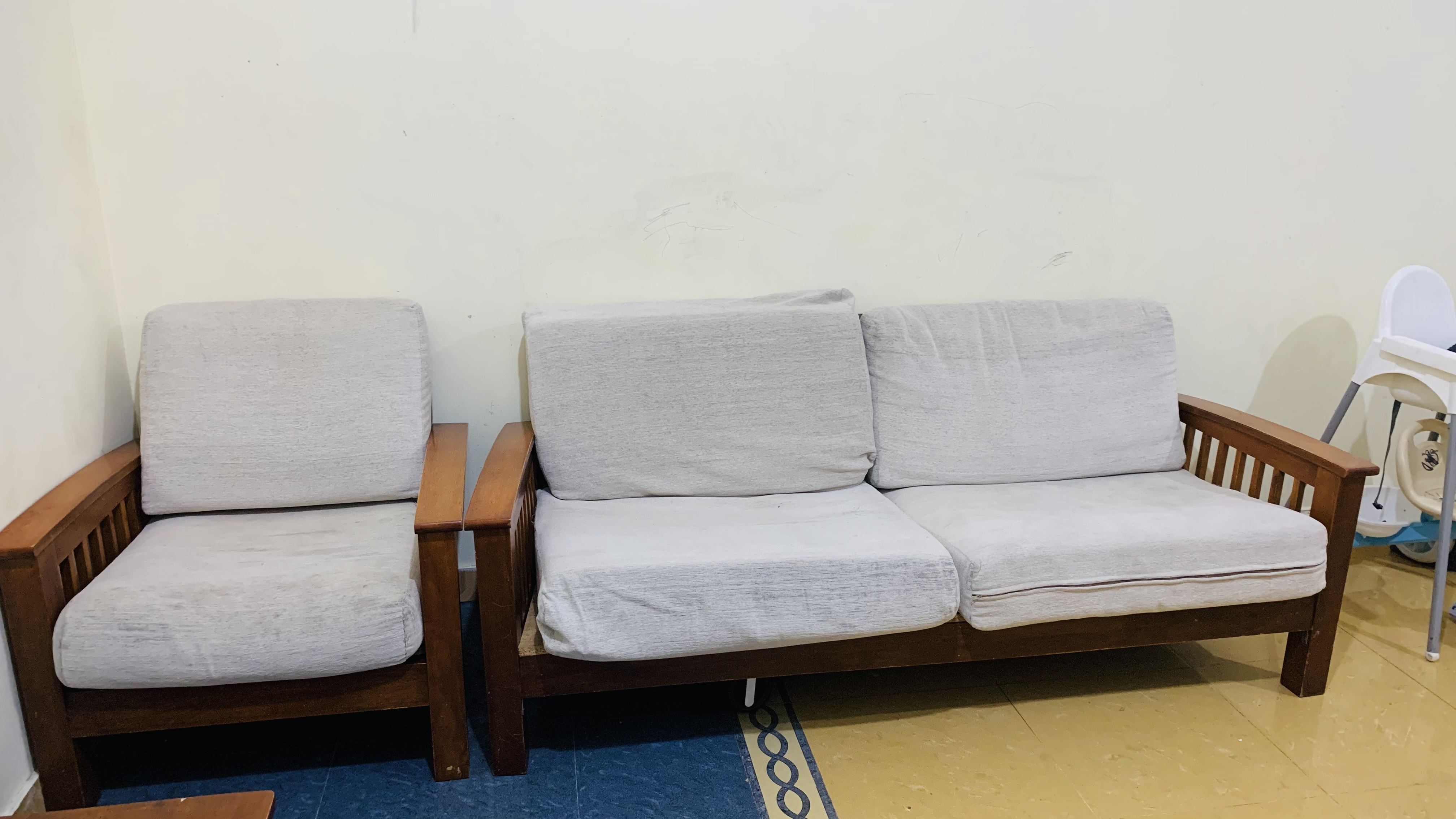 Sofa set for sale - Image 1