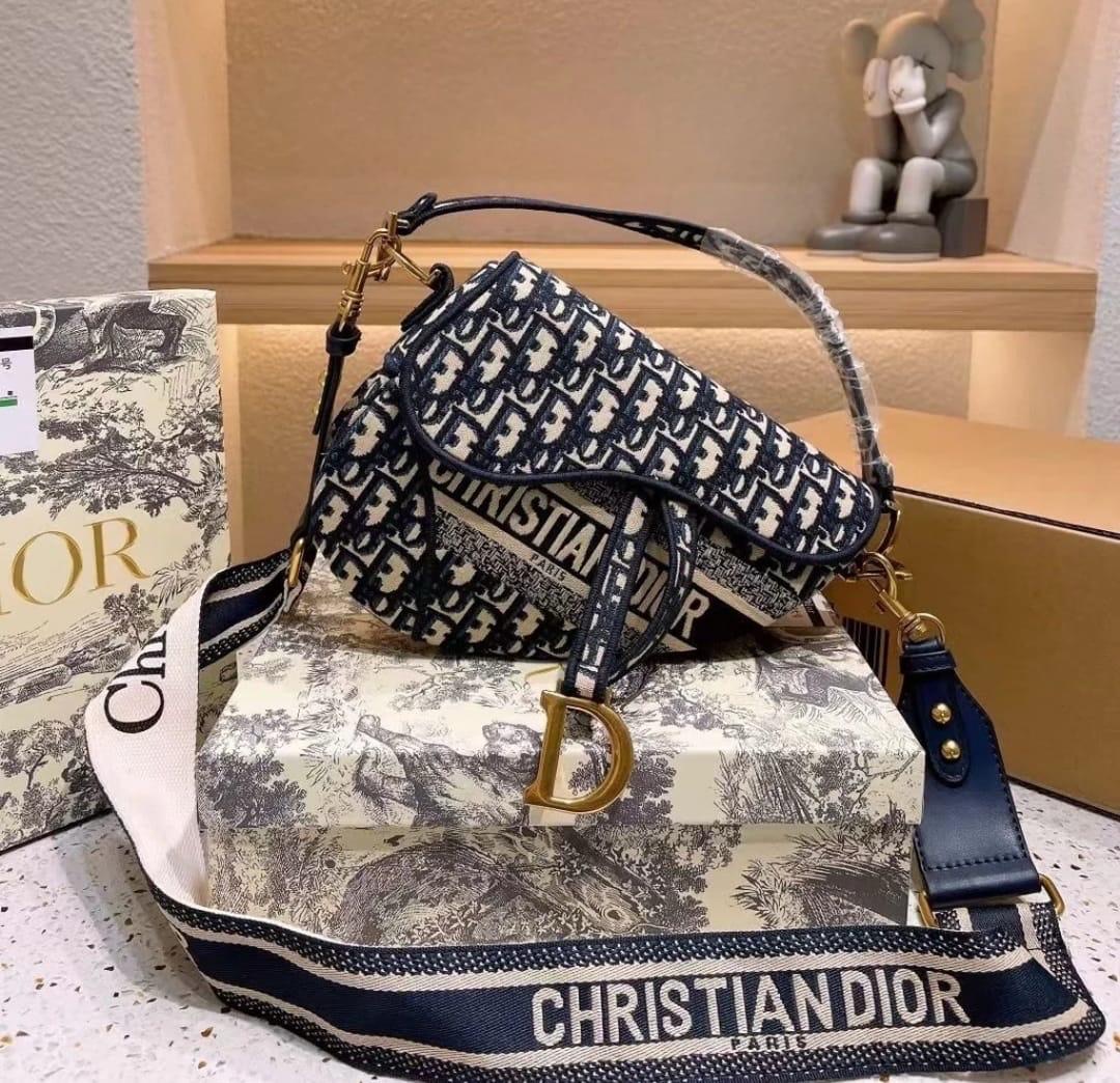 master quality dior saddle bag - Image 3