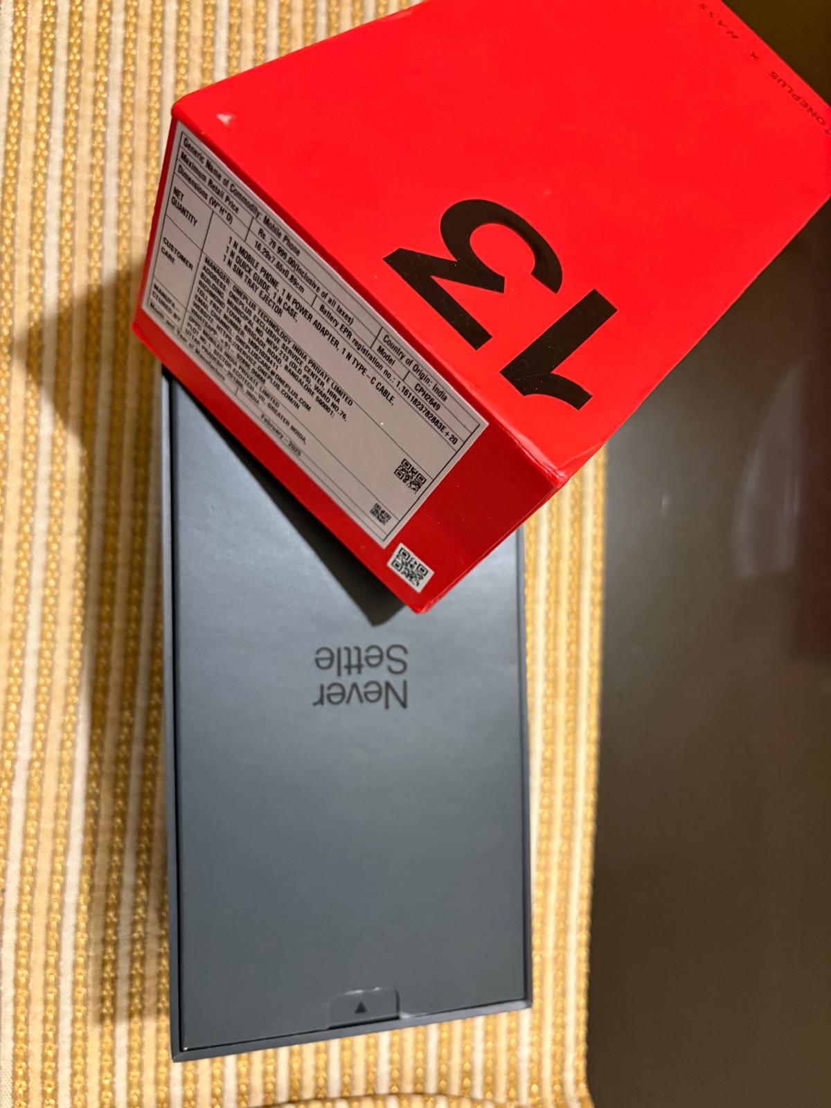 OnePlus 13 512GB - 16GB RAM - Image 2