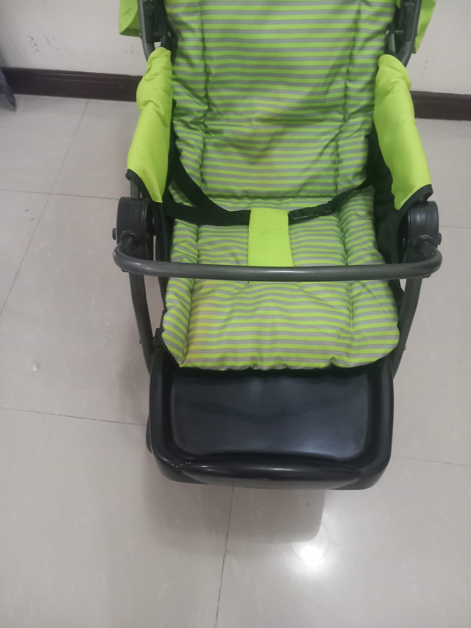 Baby trolley for sale - Image 4