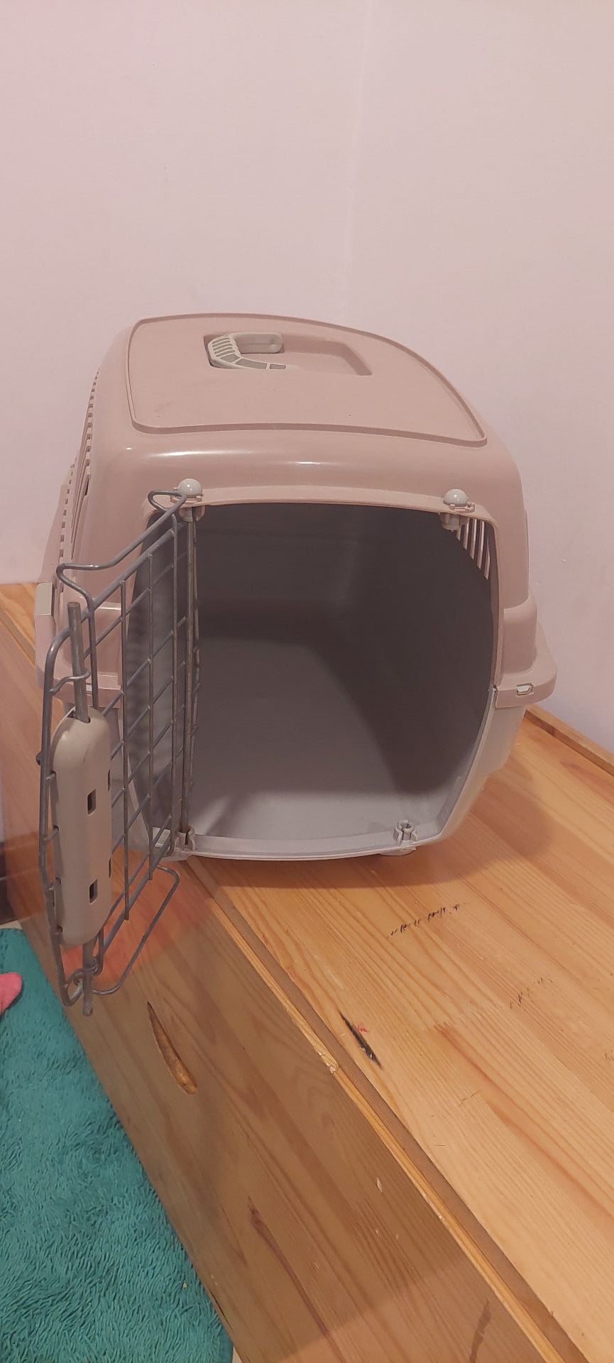 Dog/Cat cage/carrier - Image 3
