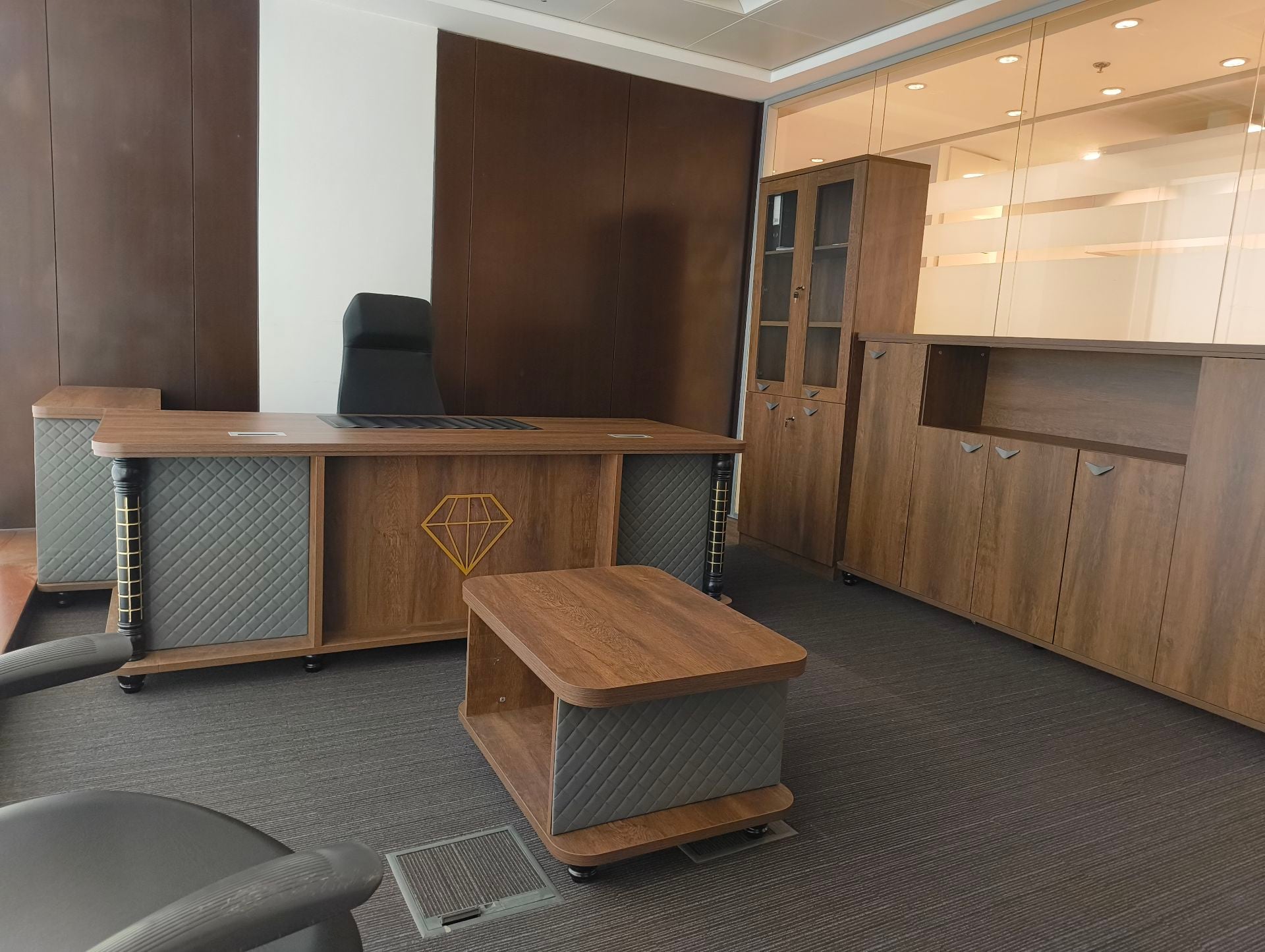 Executive Manager Desk Set - Image 2