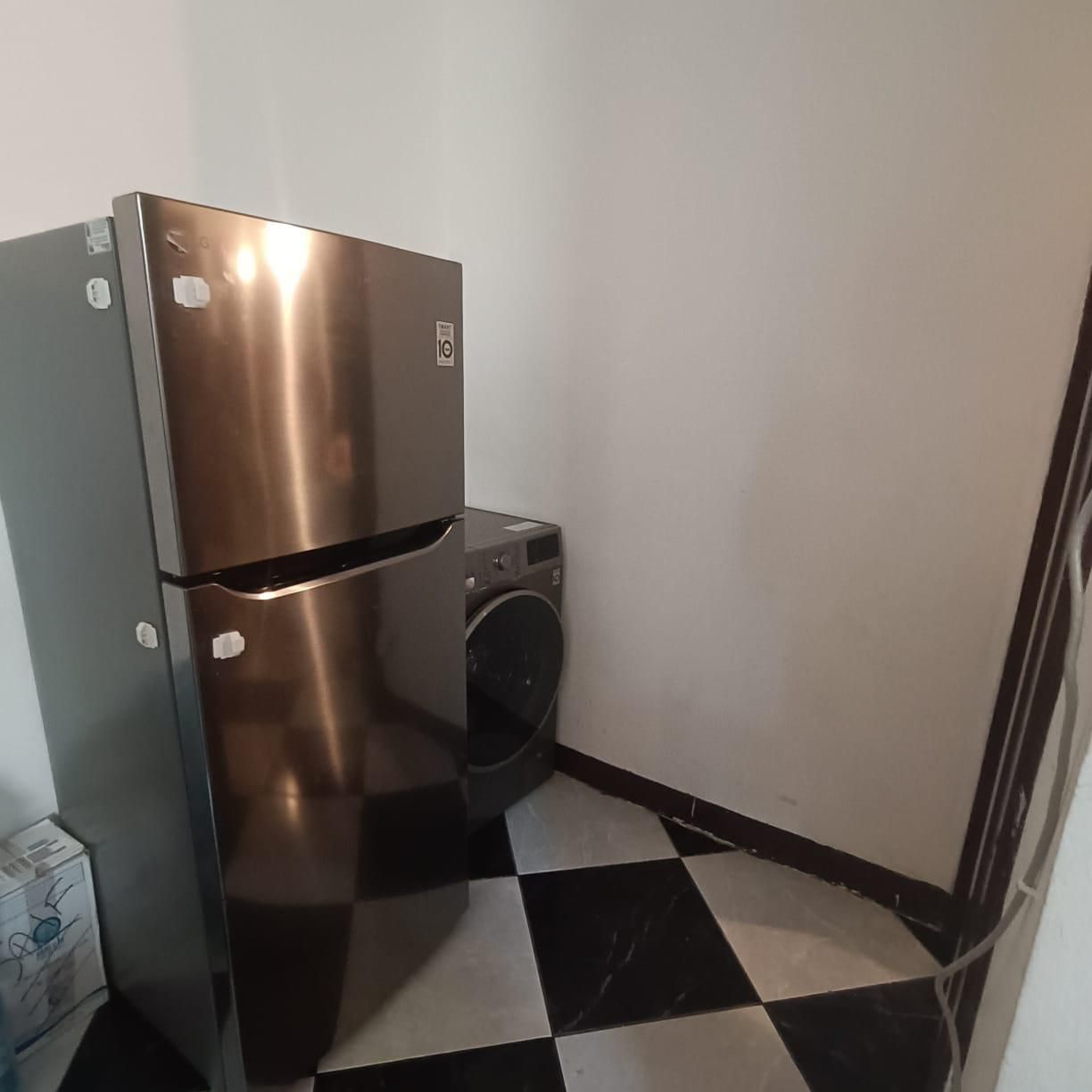 Fridge Used for a few months - Image 3