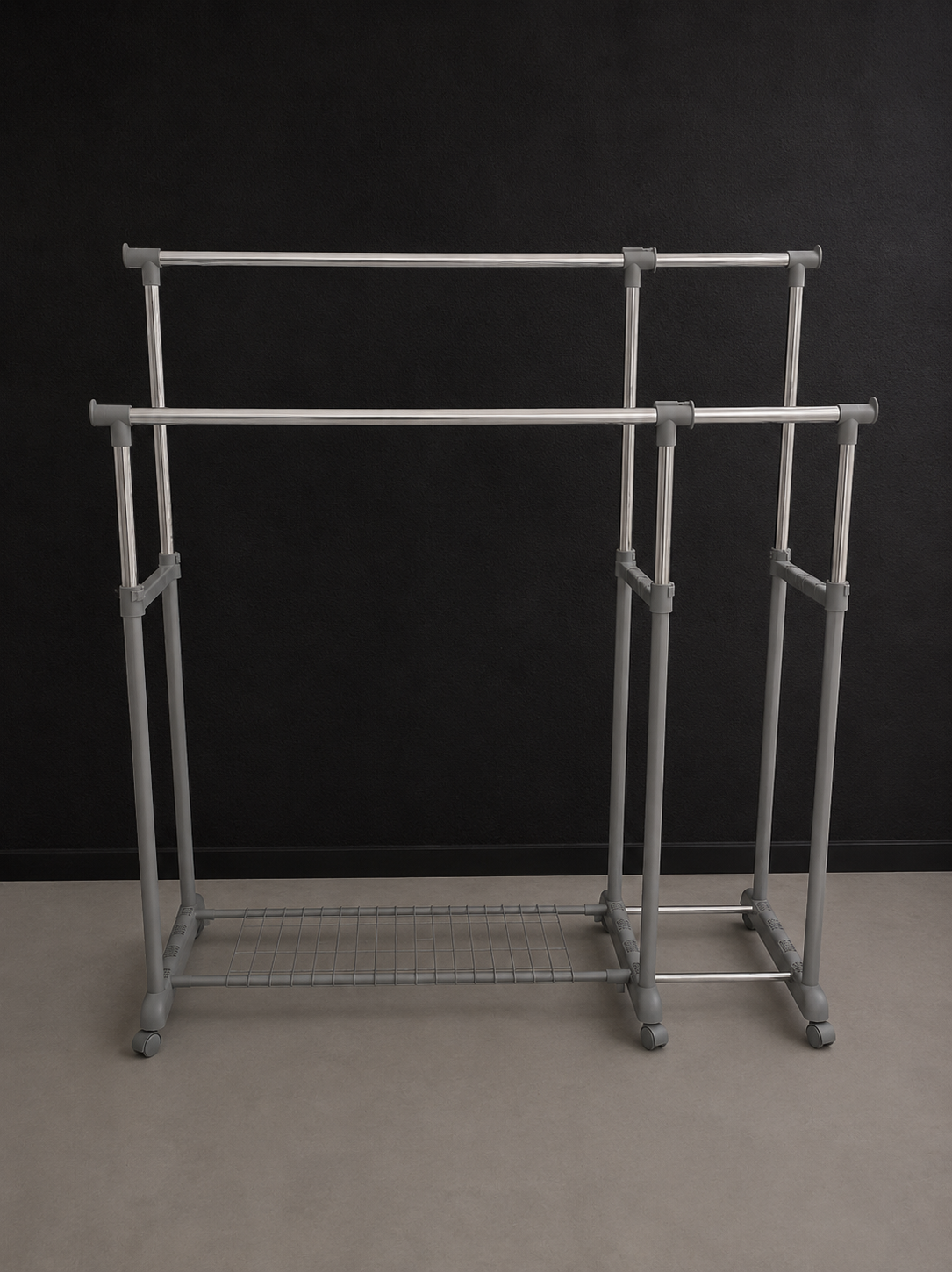 Clothes racks  - Image 3