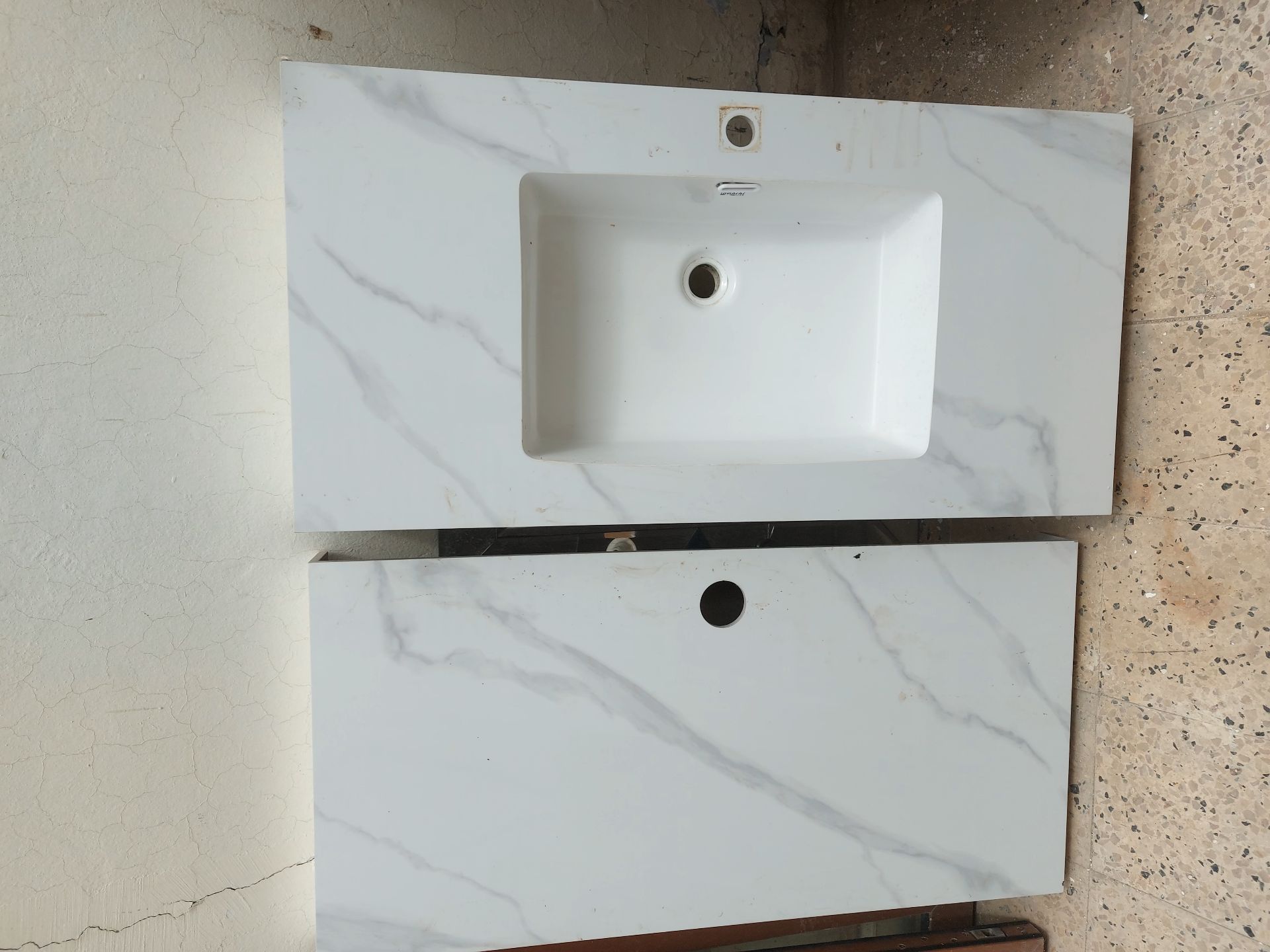 Marble sink  - Image 4