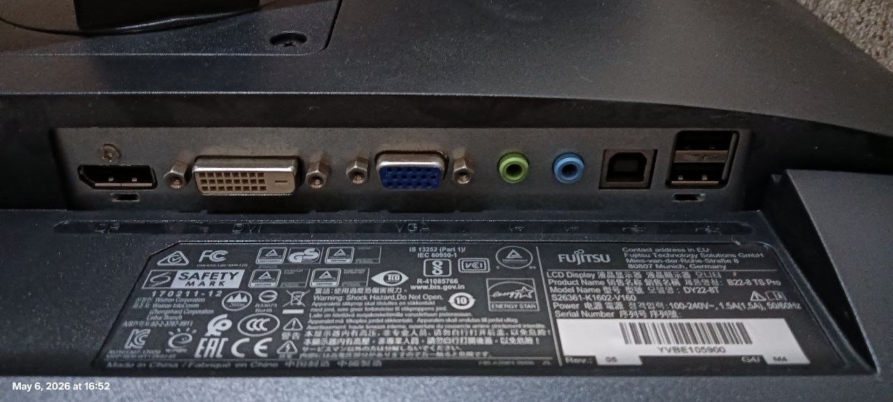For sale Fujitsu Monitor 21.5 inch Model B22-8 TS Pro - Image 4