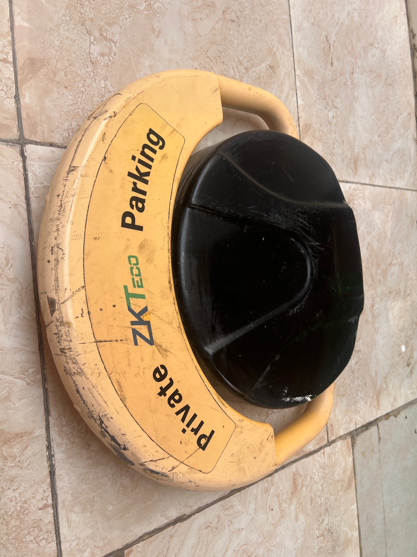 Used Parking Lock / Parking Barrier for Sale - Image 2