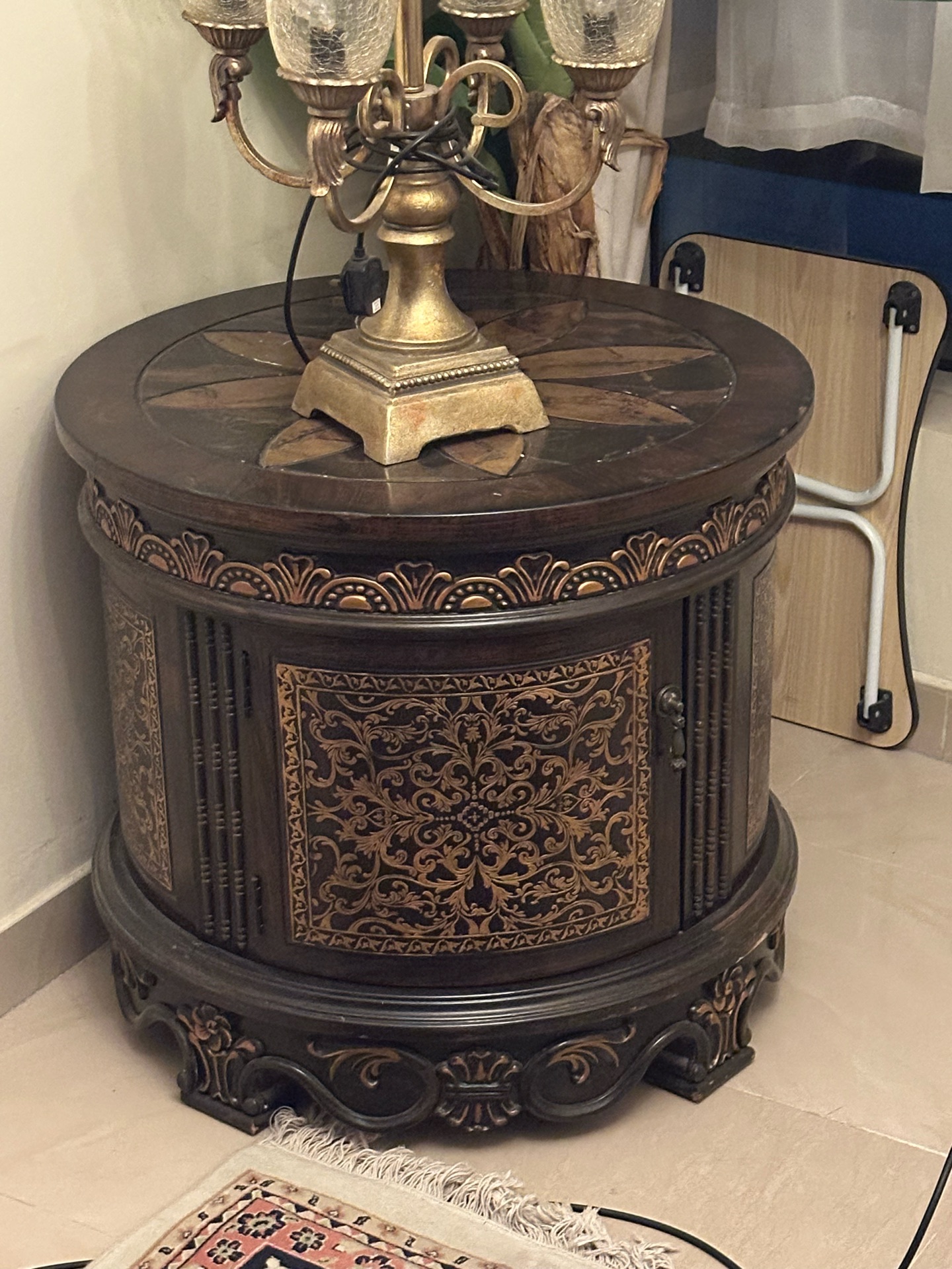 ٣ طاولات خشب  - Image 3