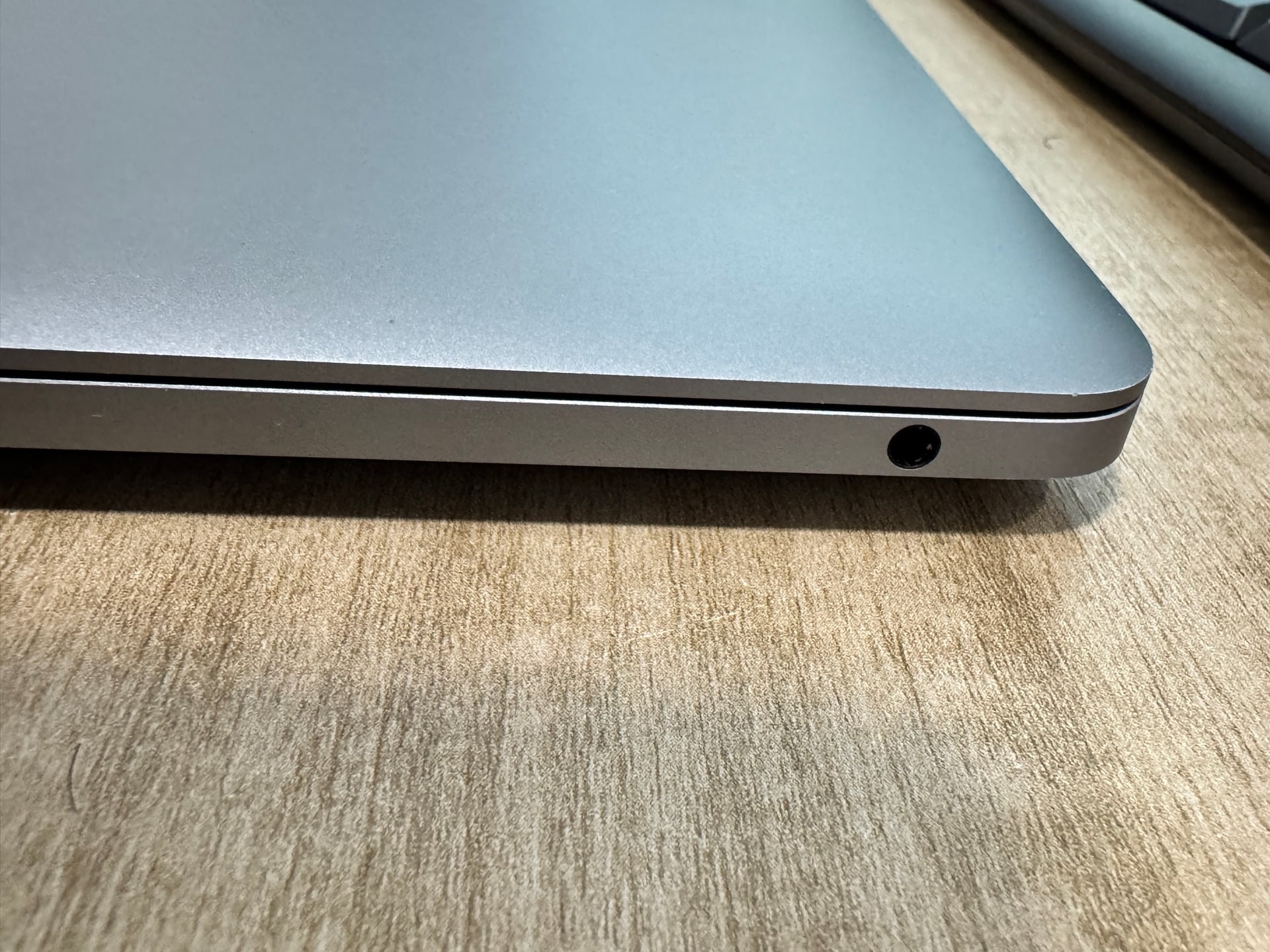 MacBook Pro M1 13inch 16GB Ram 512GB SSD - Image 3