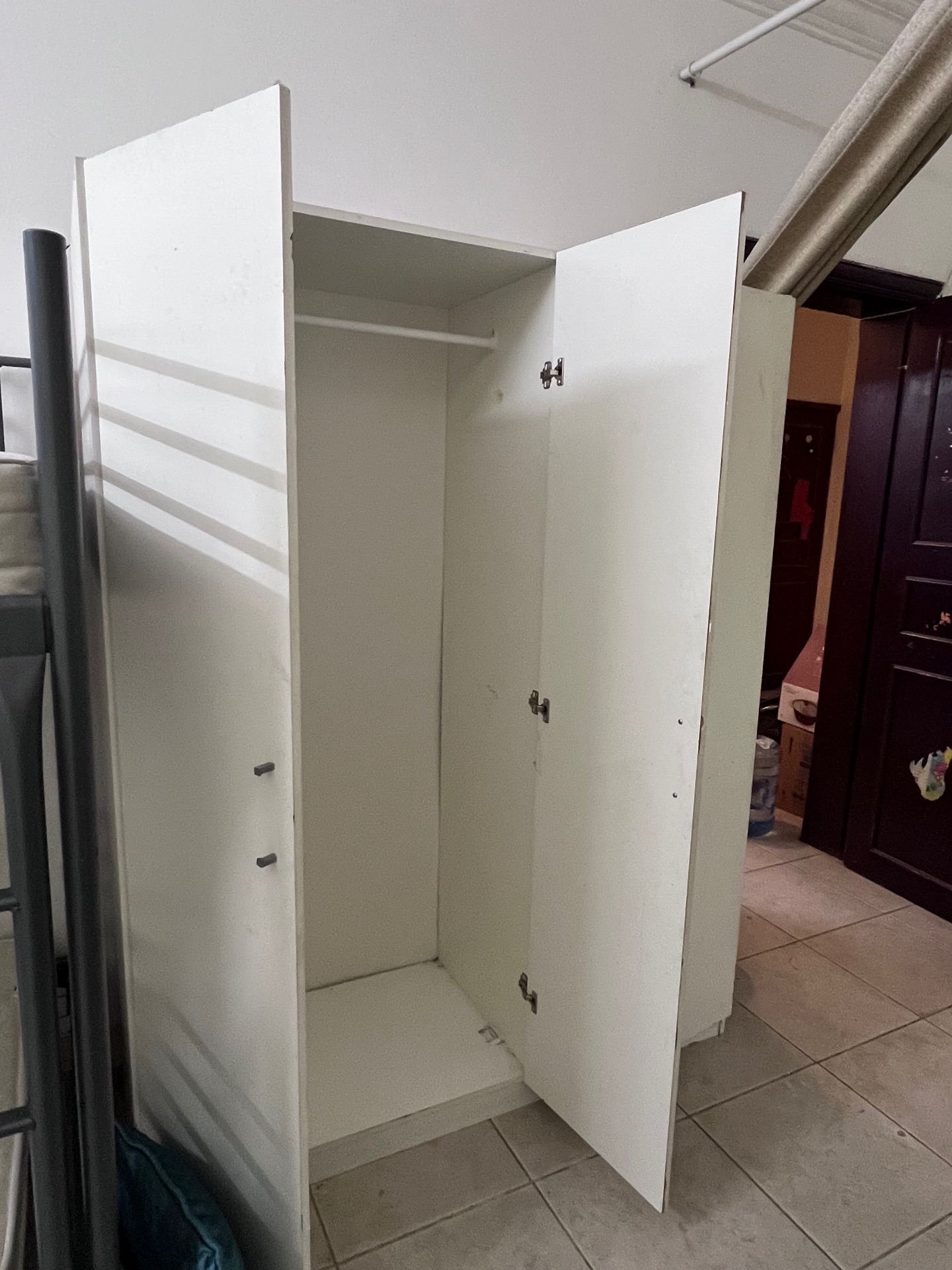 Wardrobe  - Image 2