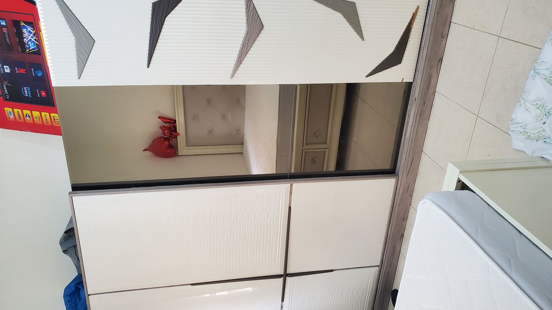 King bedroom set - Image 1