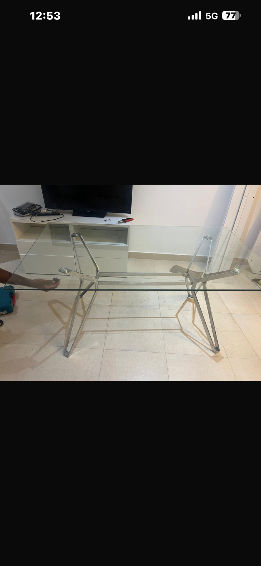 Beautiful Glass Dining table for 6 people .  - Image 3