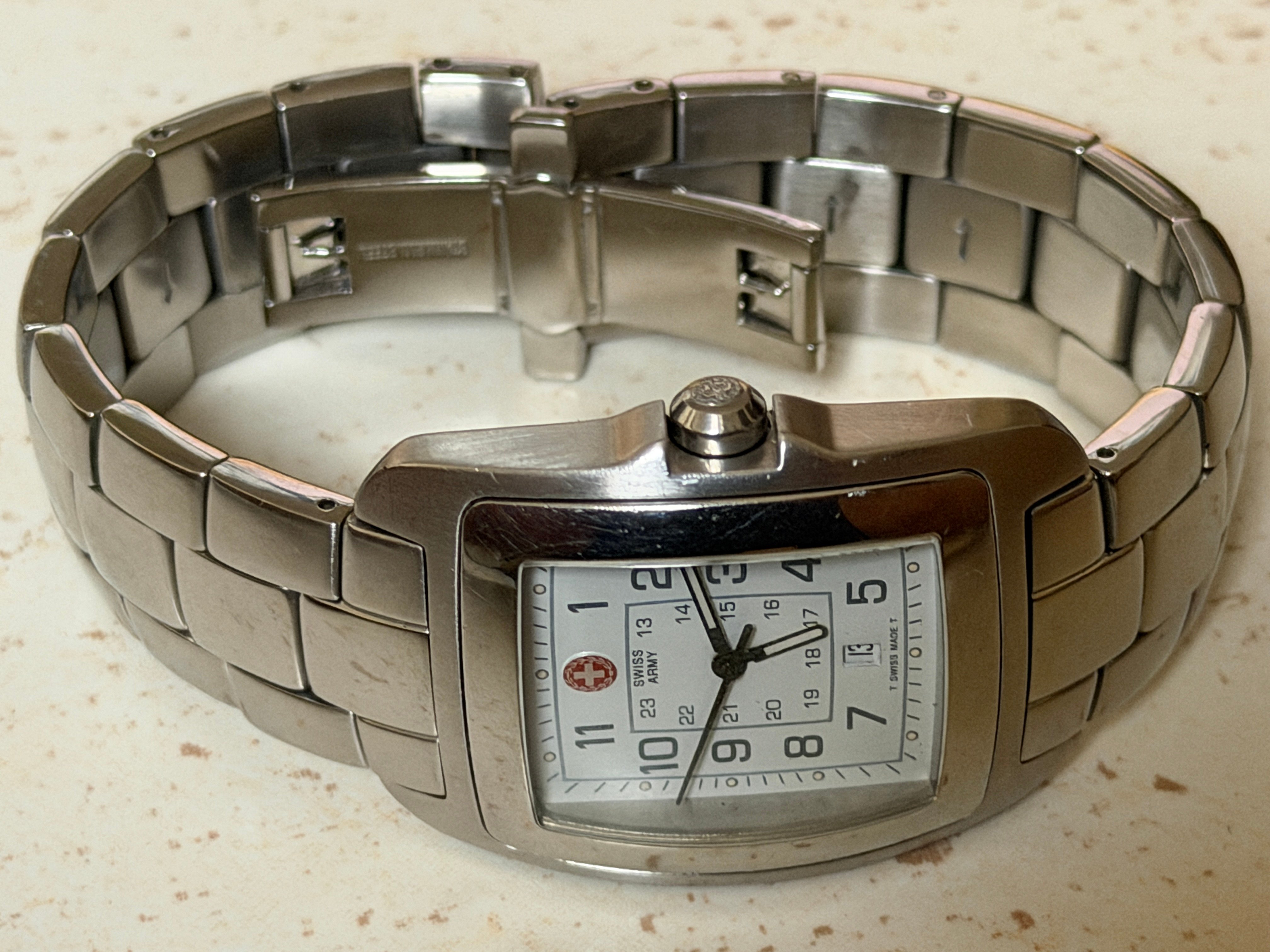Victorinox Swiss Army Rectangular Watch - Image 2