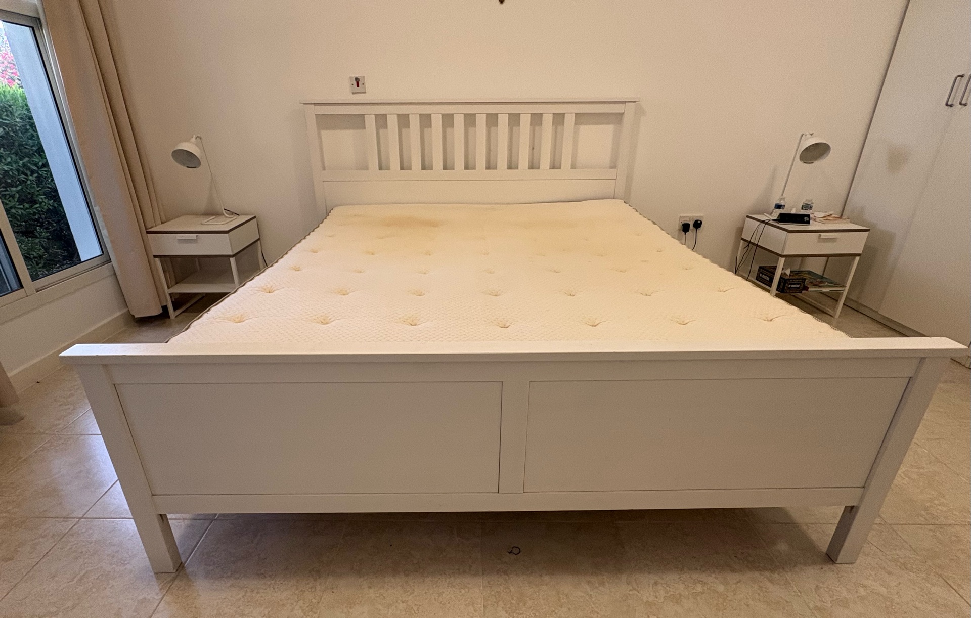 Kingsize bed - Image 2