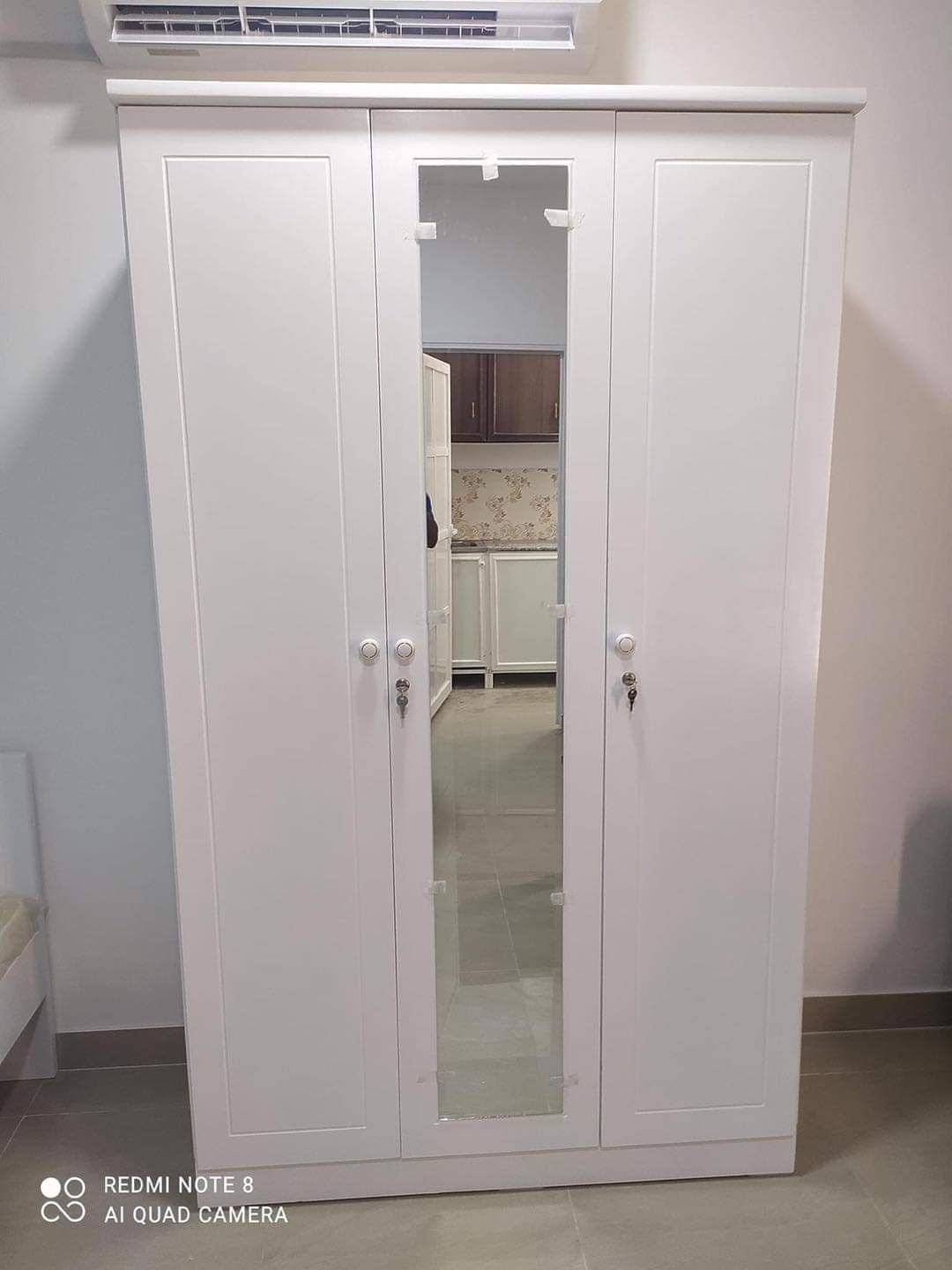 Cabinet  - Image 4
