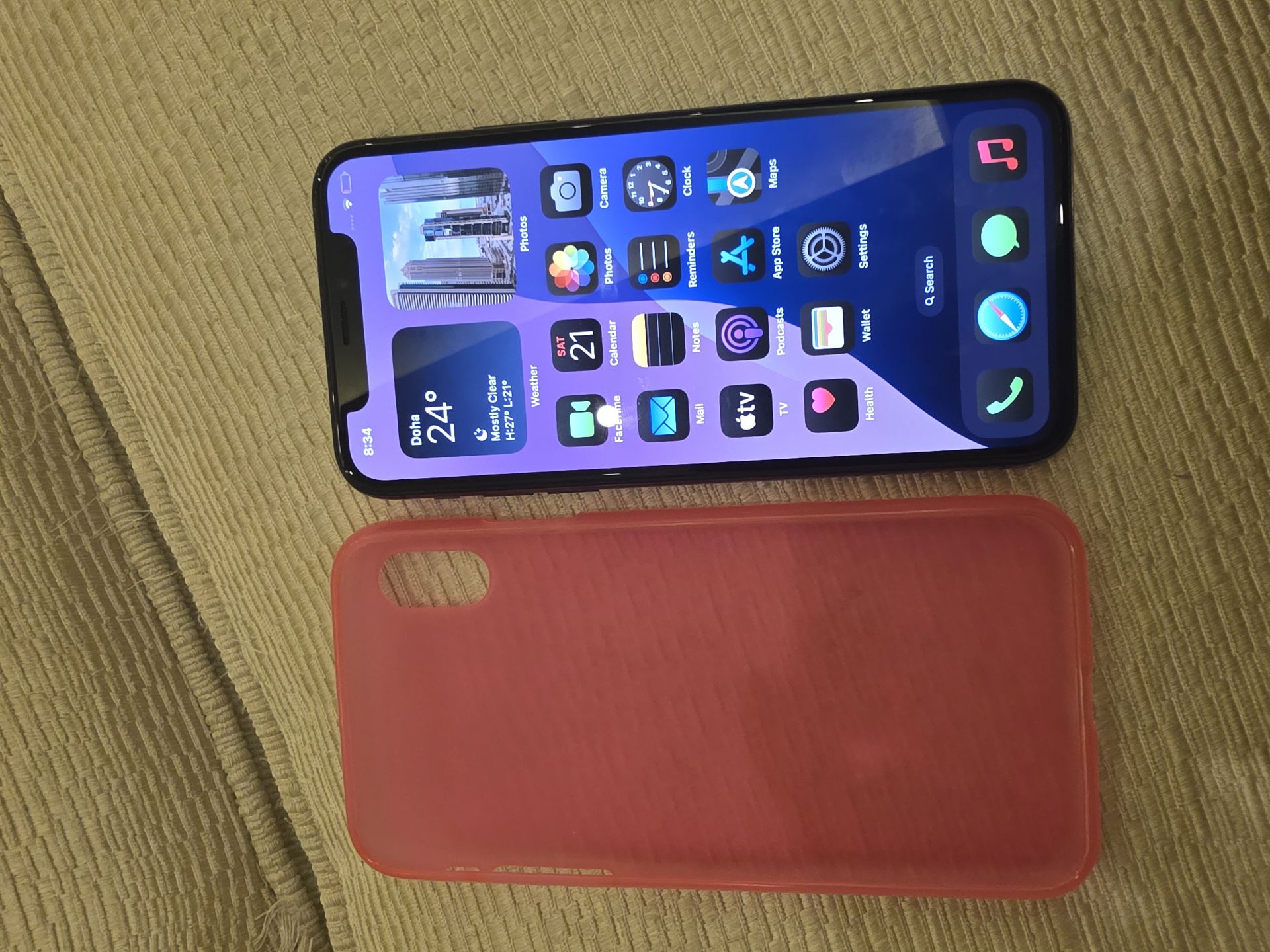Iphone xs like new - Image 3